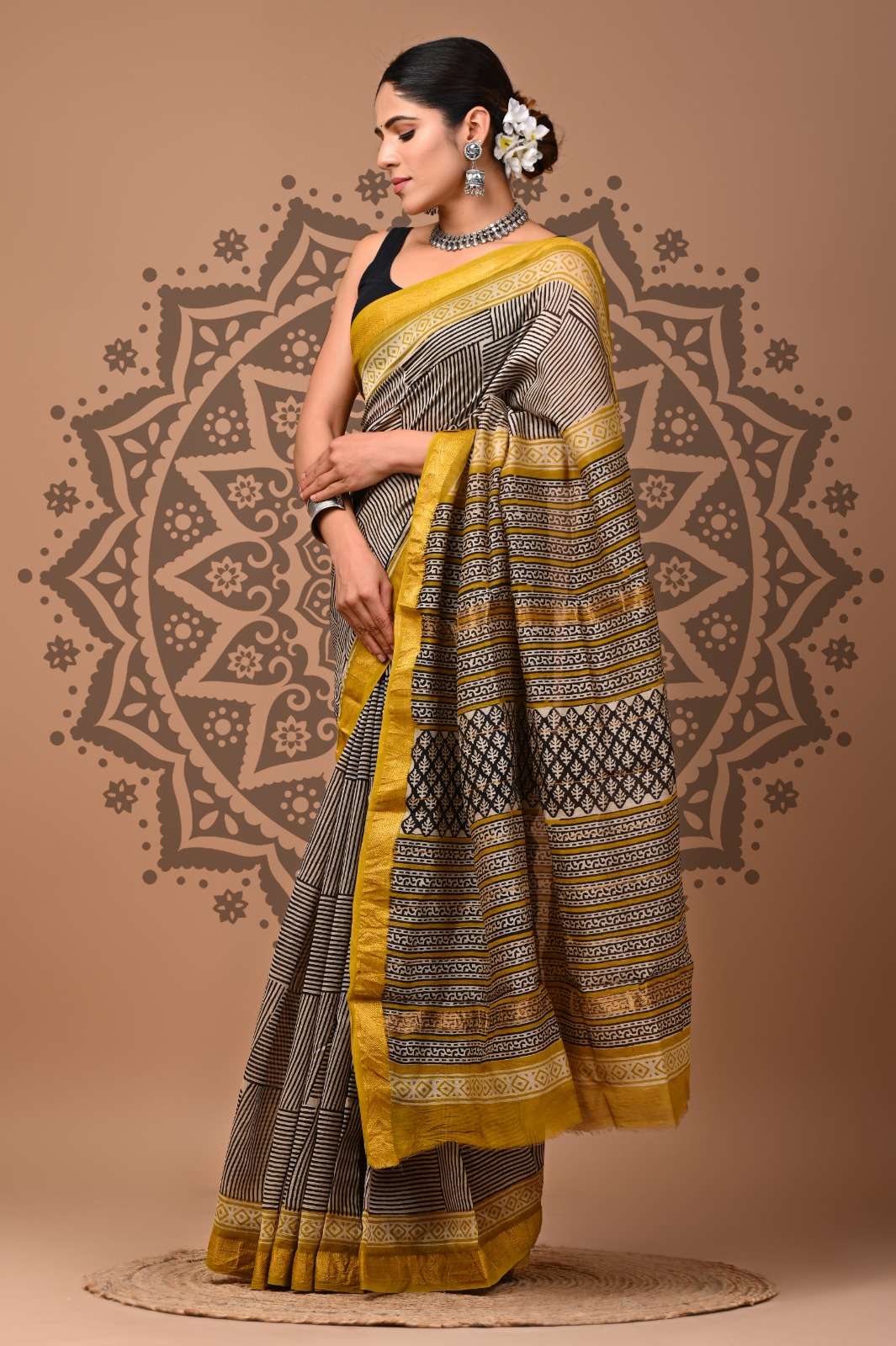 Shri Balaji Emporium 4424b Hand Block Printed Maheswari Silk Sarees