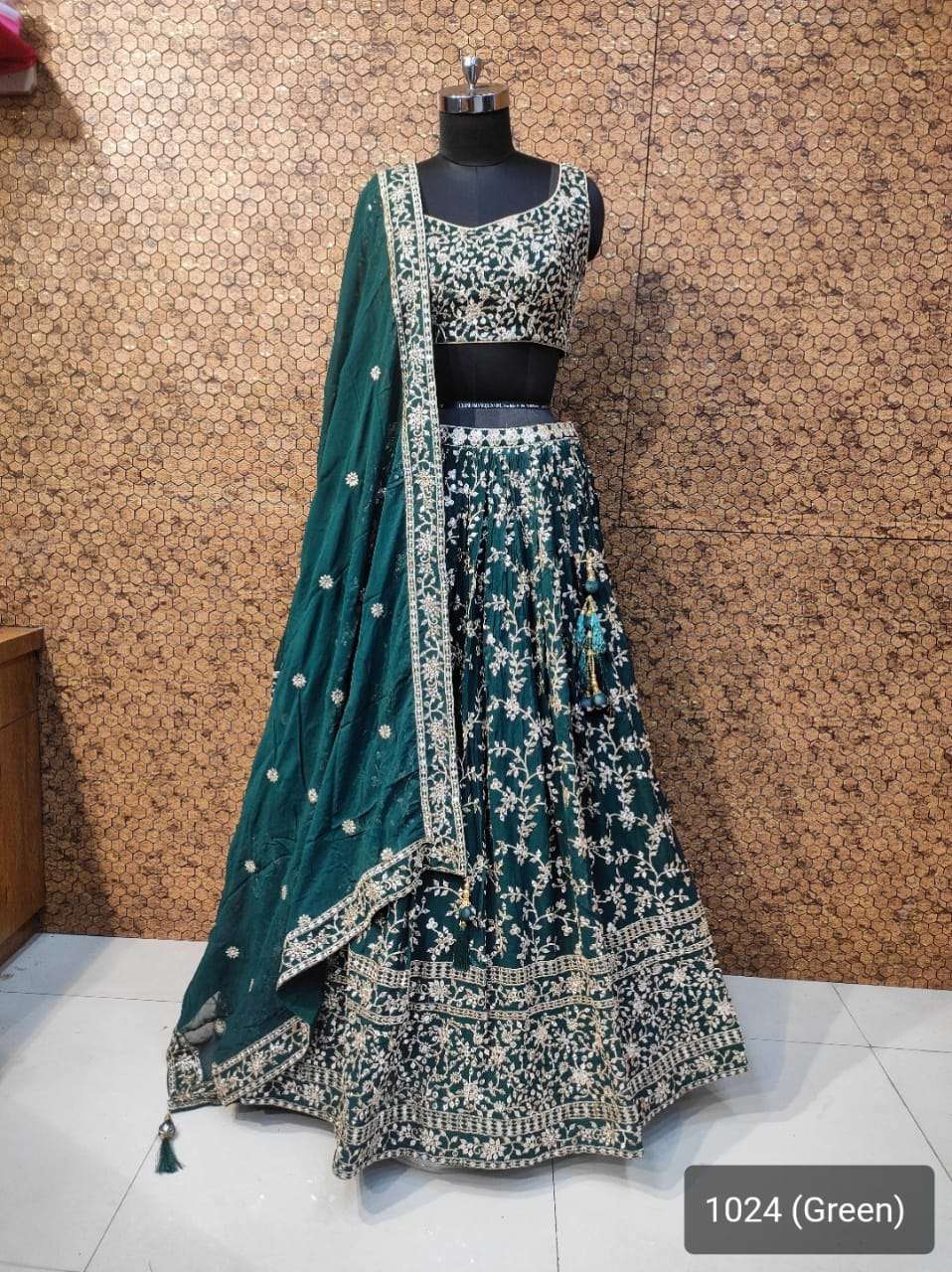 MYSTERY ROSE PRESENTS 1024 GREEN INDIAN WEDDING LEHENGA CHOLI READYMADE COLLECTION AT WHOLESALE PRICE N1210