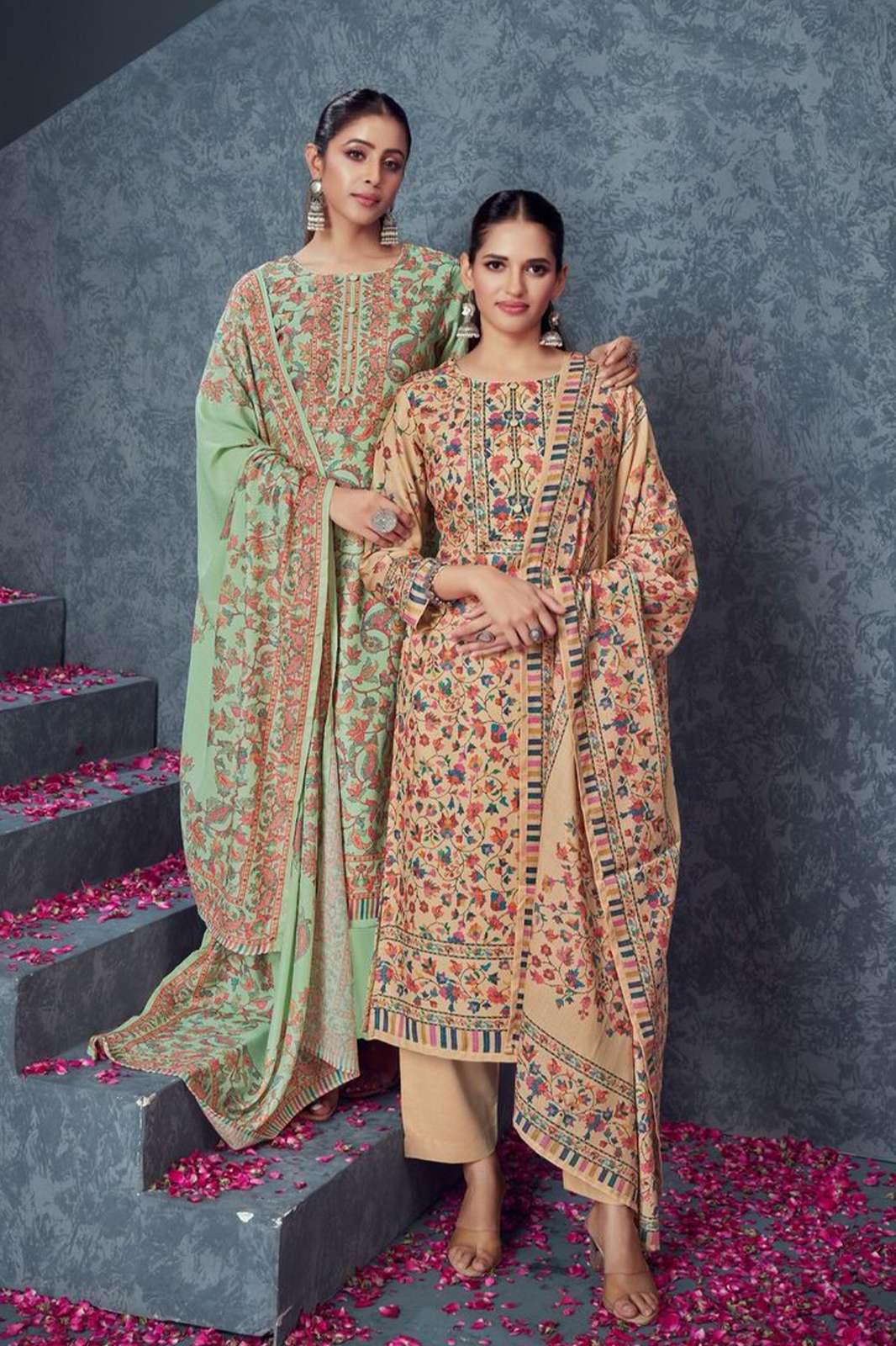 Pure Pashmina Kaani Digitally Printed Suit