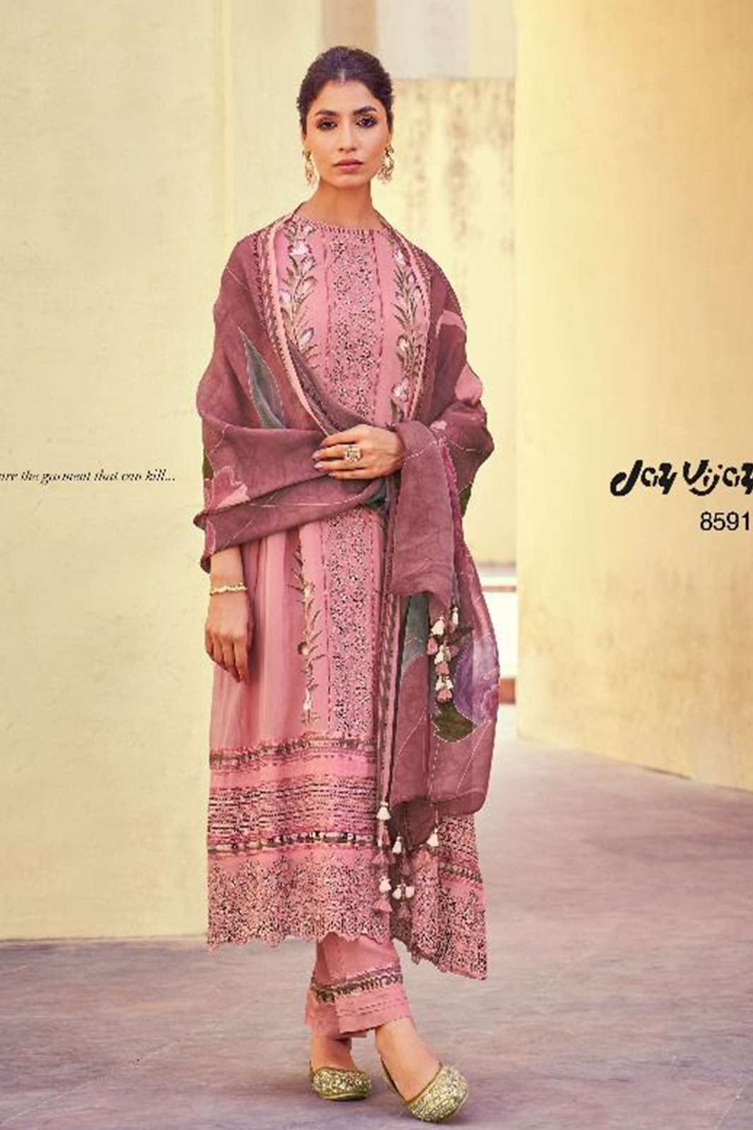 Heer JayVijay PURE ORGENZA WITH BRUSH PAINT AND FANCY PLACEMENT EMBROIDERY SUIT