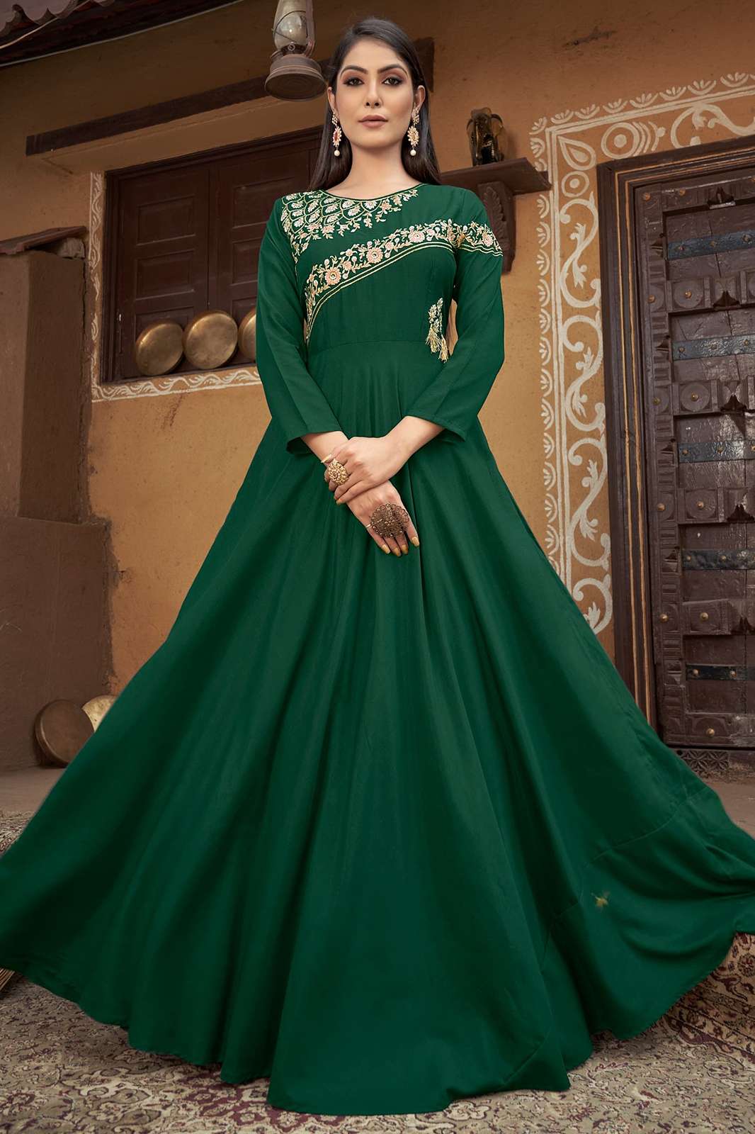 Vardan Designer Sugar VOL-1️⃣ Heavy Maslin With Heavy Embroidery Inner Stiched Gown