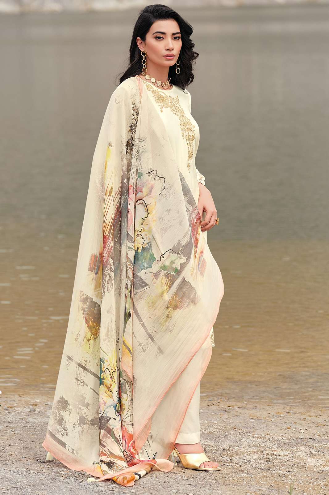  Varsha Nafees VISCOSE MUSLIN WOVEN WITH EMBROIDERY SUIT