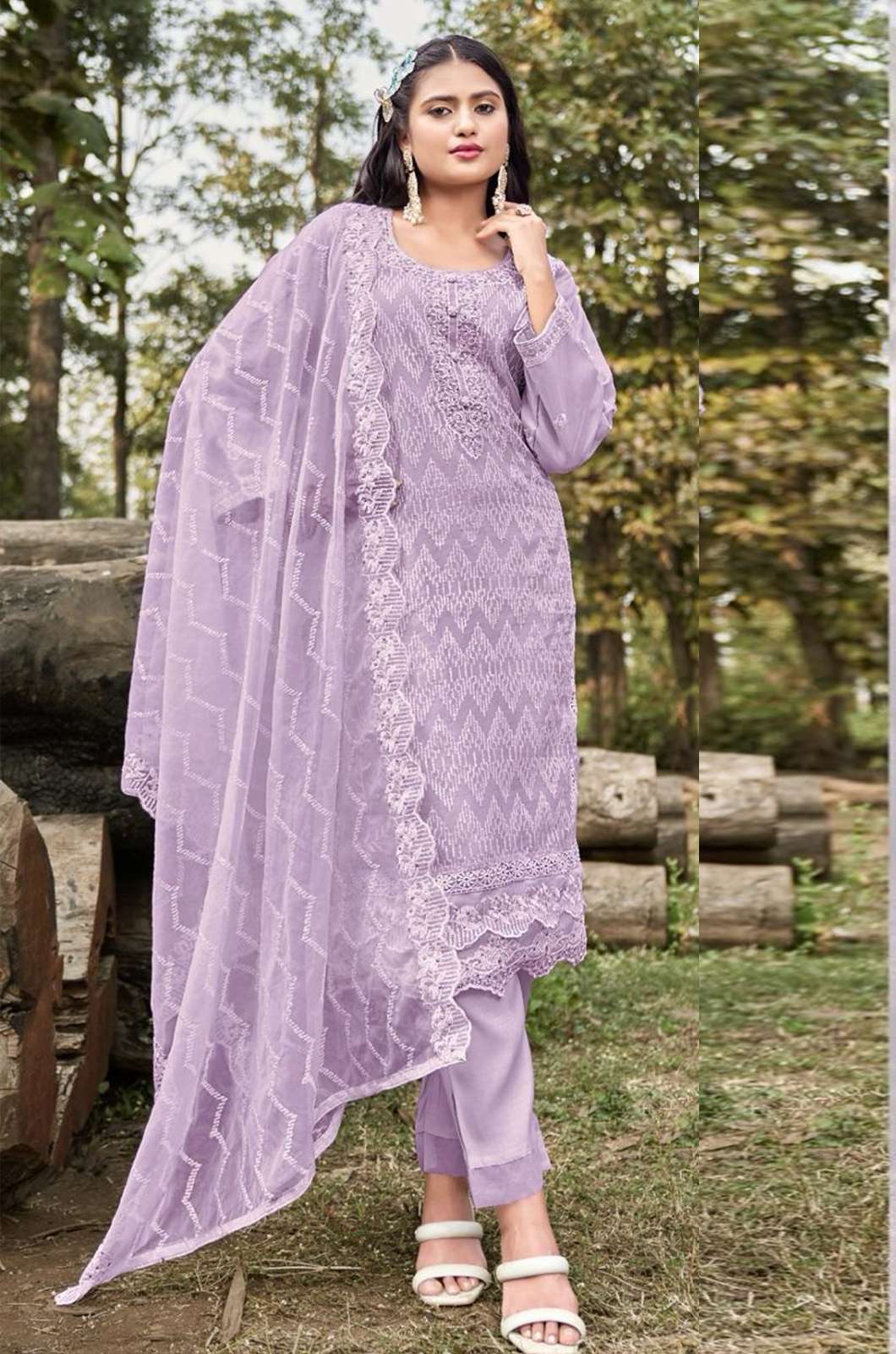 Zarqash Z 199 Pure Organza Pakistani Suit with Heavy Embroidered Work