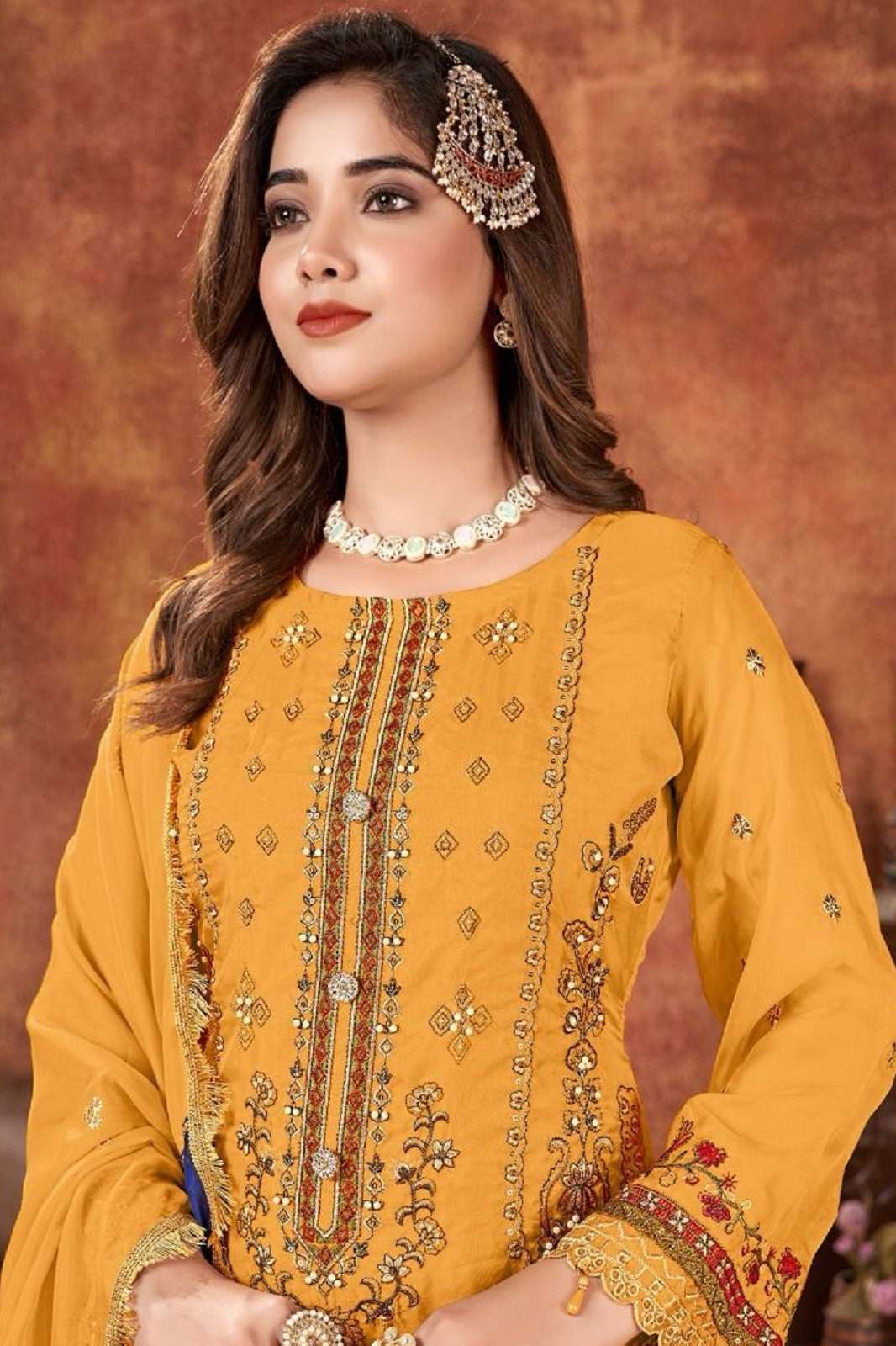 BILQIS B 15 DESIGNER PAKISTANI SUITS