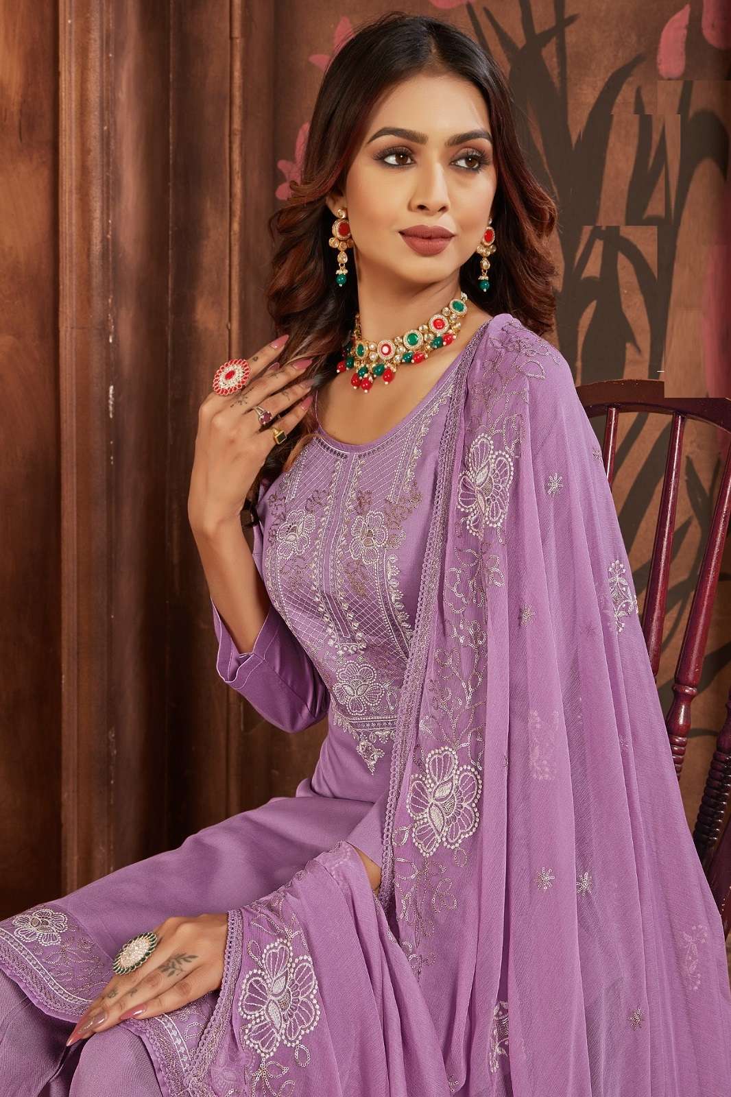 FOURDOTS CHITRA DESIGNER PAKISTANI SALWAR SUITS