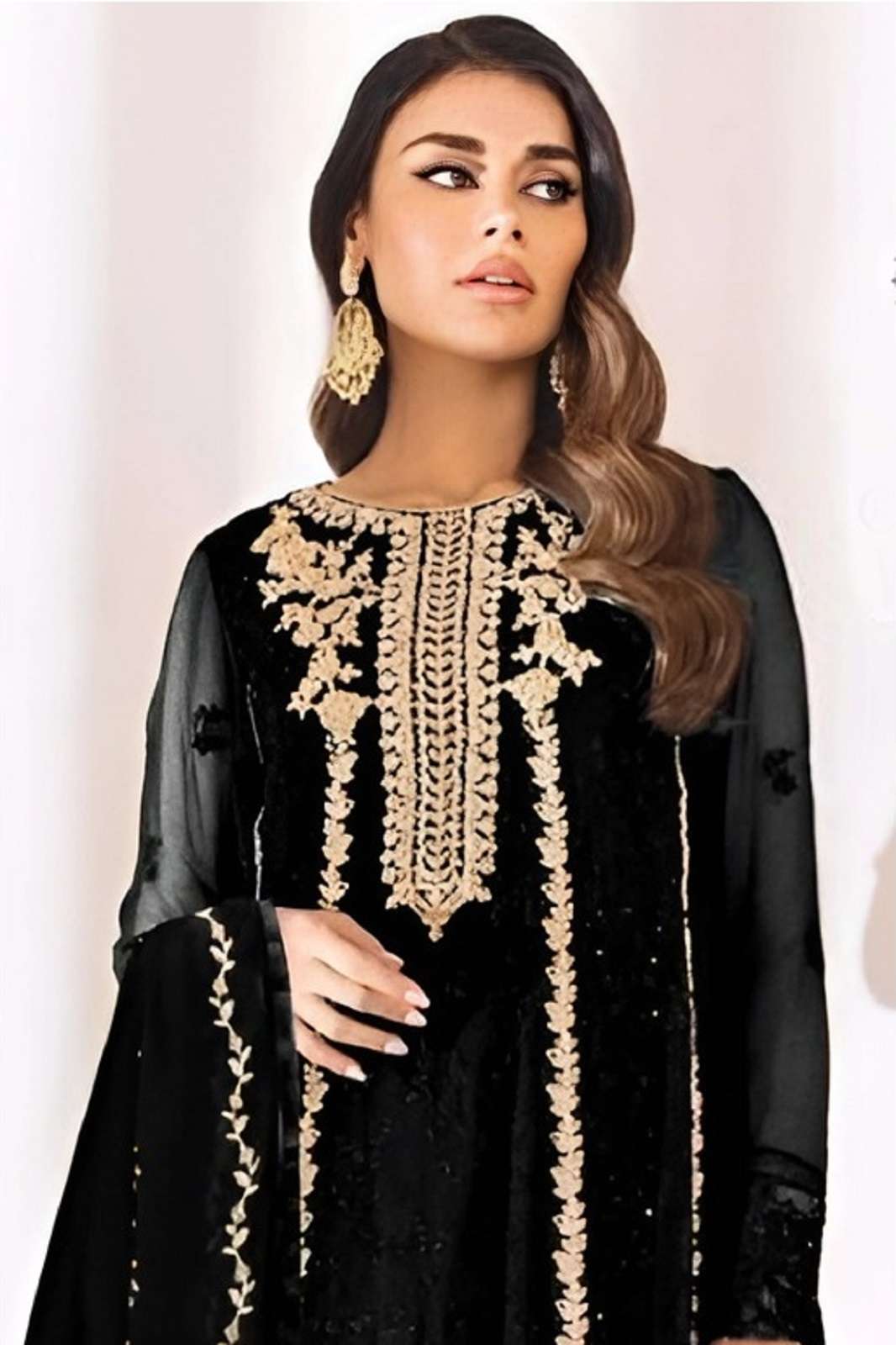 SAFA CREATION SF 818 A TO D PAKISTANI SALWAR SUITS