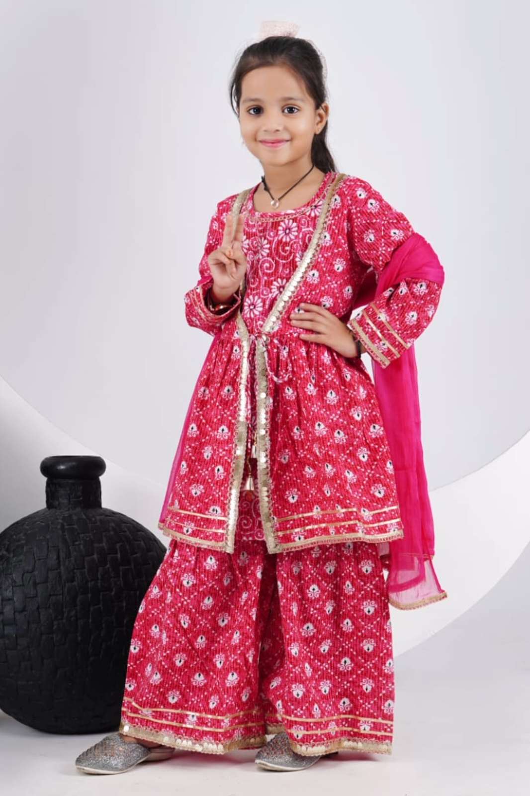 SHRI BALAJI EMPORIUM 7725 DN 1319 PRINTED DESIGNER KID WEAR SHARARA SUIT