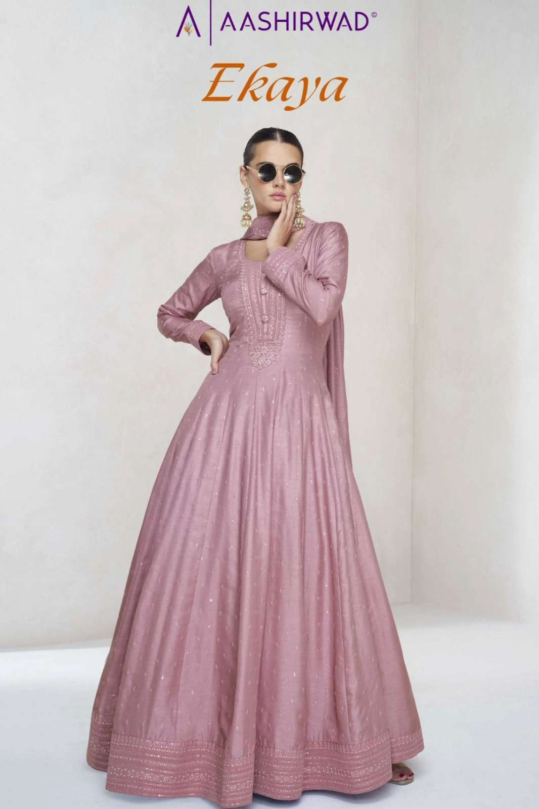 AASHIRWAD EKAYA 7923  PREMIUM SILK SUIT WITH EMBROIDERY WORK