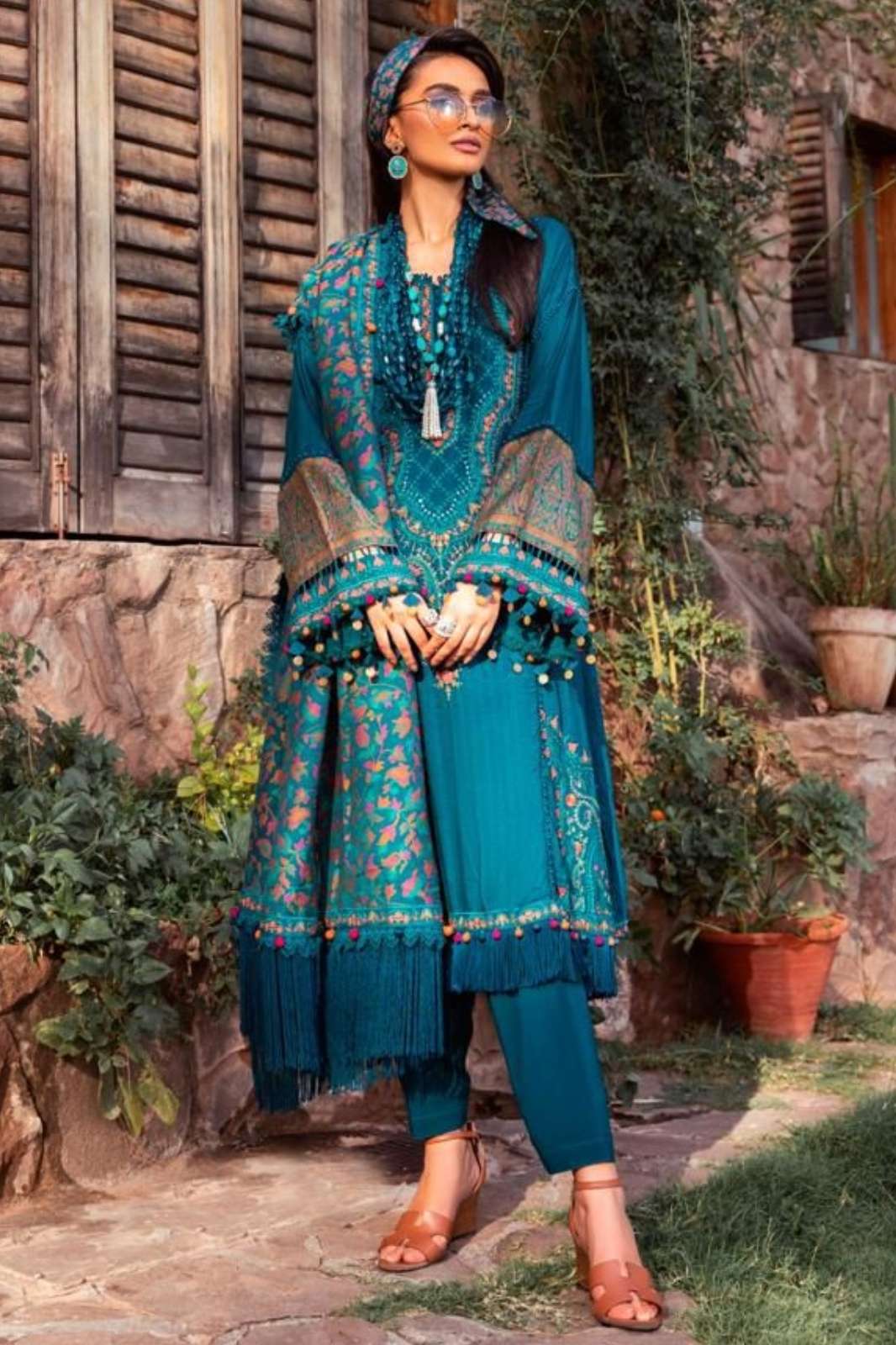 Taj Creations 373q Taj dno 528 Printed Work Designer Pakistani Pure Cotton Suit