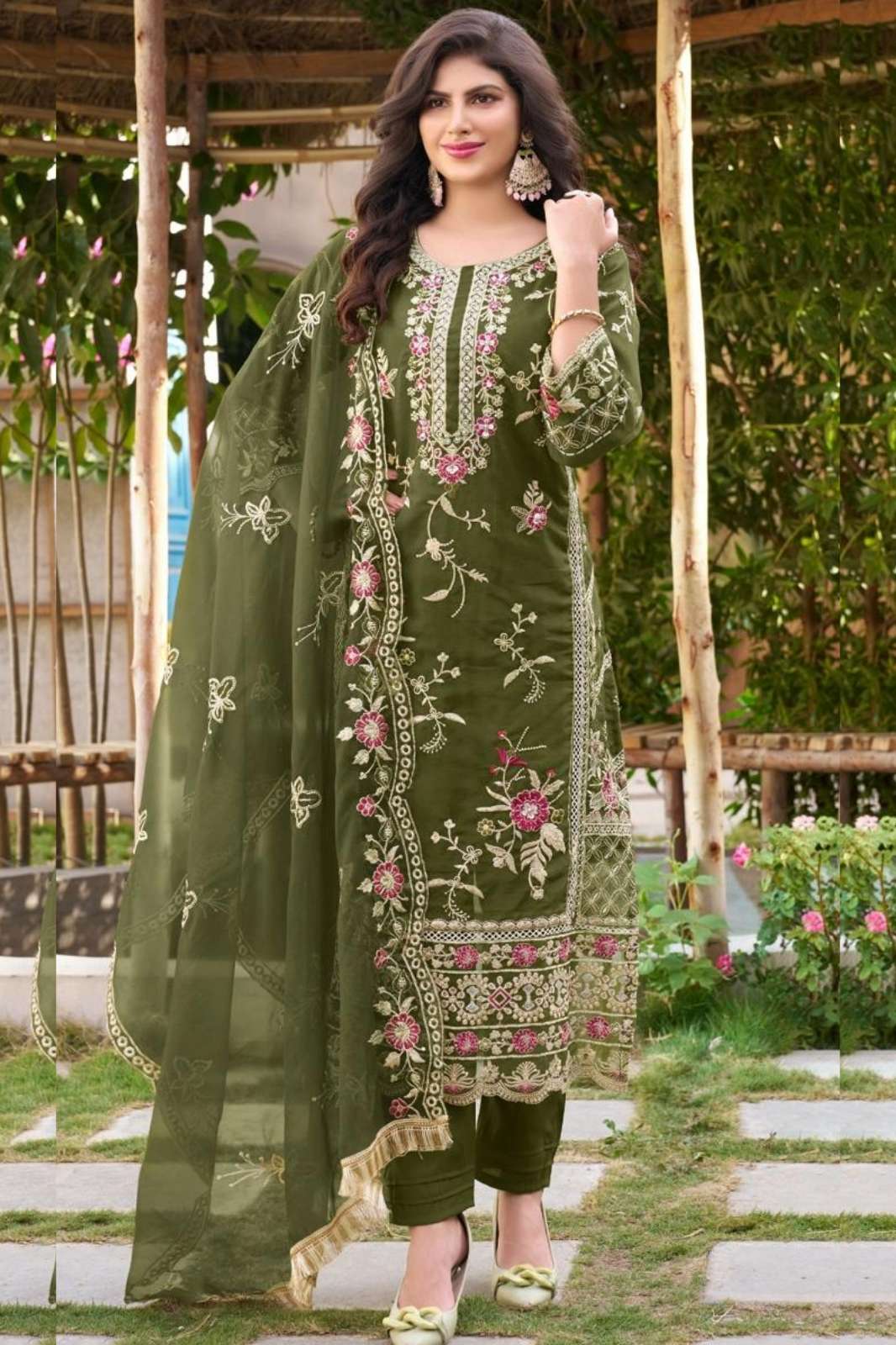 RAMSHA R 1167 READYMADE DESIGNER PAKISTANI ORGENZA SUIT WITH EMBROIDERY WORK