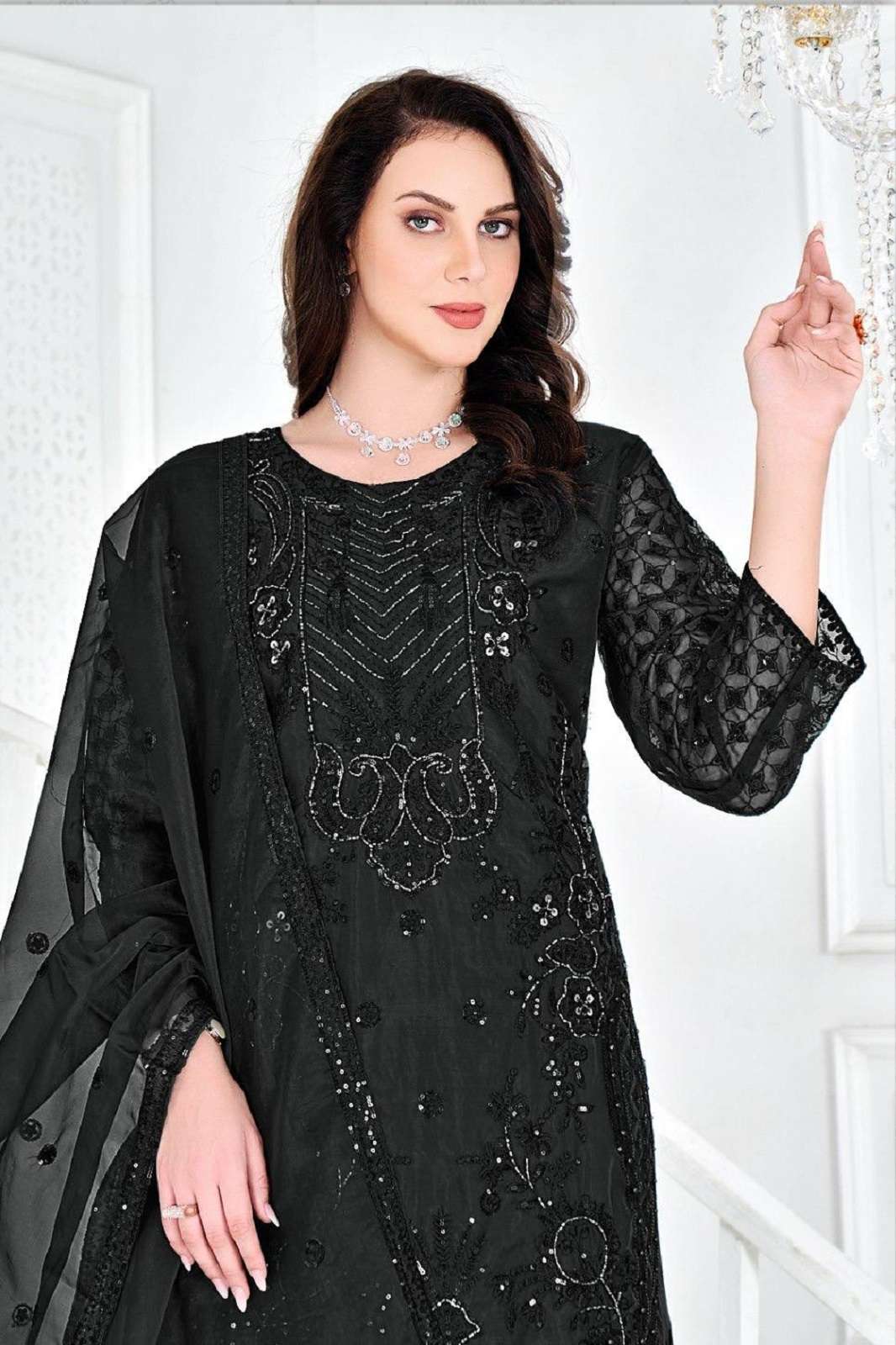 SHANAYA ROSE S 180 A TO D DESIGNER PAKISTANI SUITS