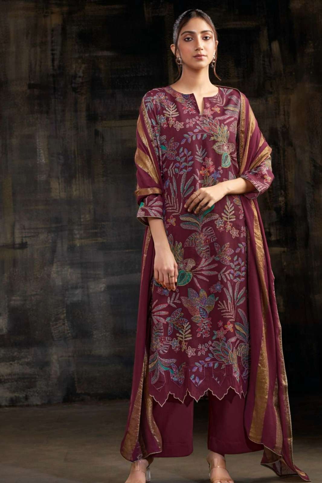 GANGA JANIYA S2943 PREMIUM BEMBERG RUSSIAN SILK PRINTED SUIT 