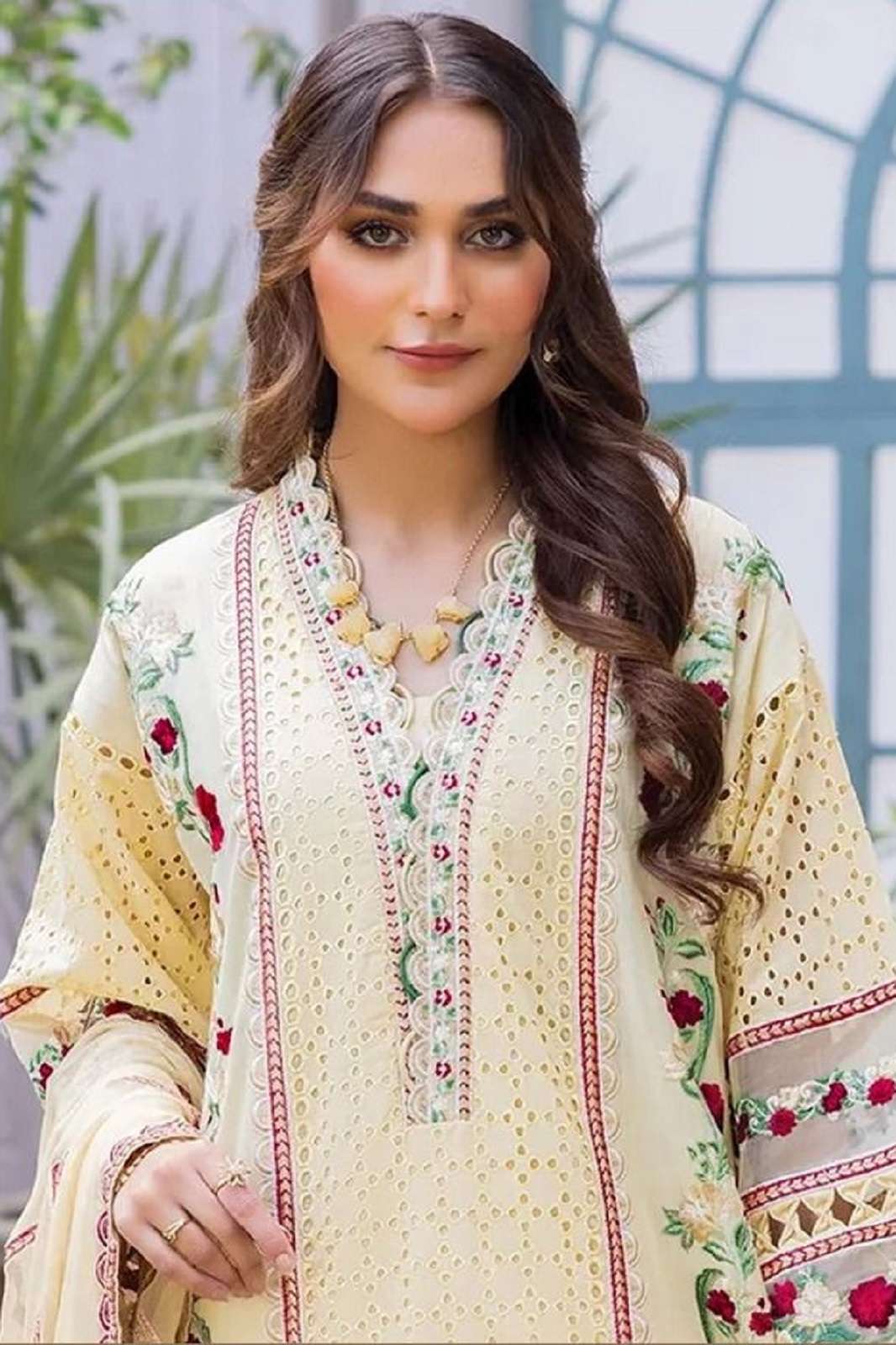 SERINE S 198 DESIGNER PAKISTANI SUITS