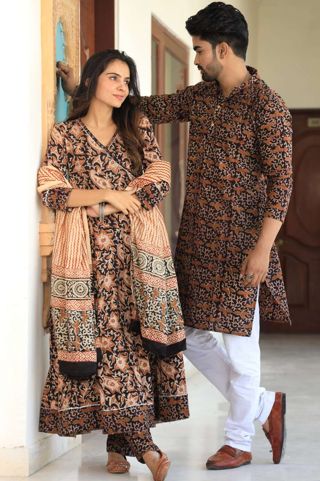 Shri Balaji Emporium 9626E Pure Cotton Ready to Wear Couple Dress 