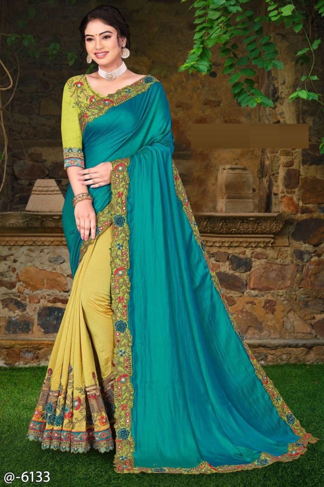 Desiluk 9193 Beautiful Half N Half Designer Silk Saree