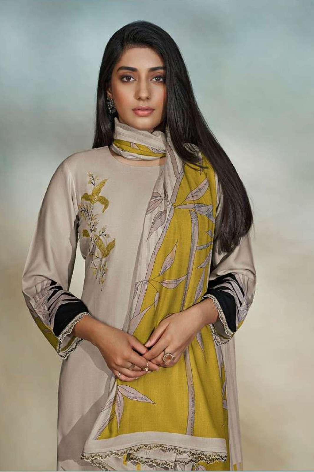 OMTEX LARISSA PASHMINA DIGITALLY PRNTED SUITS