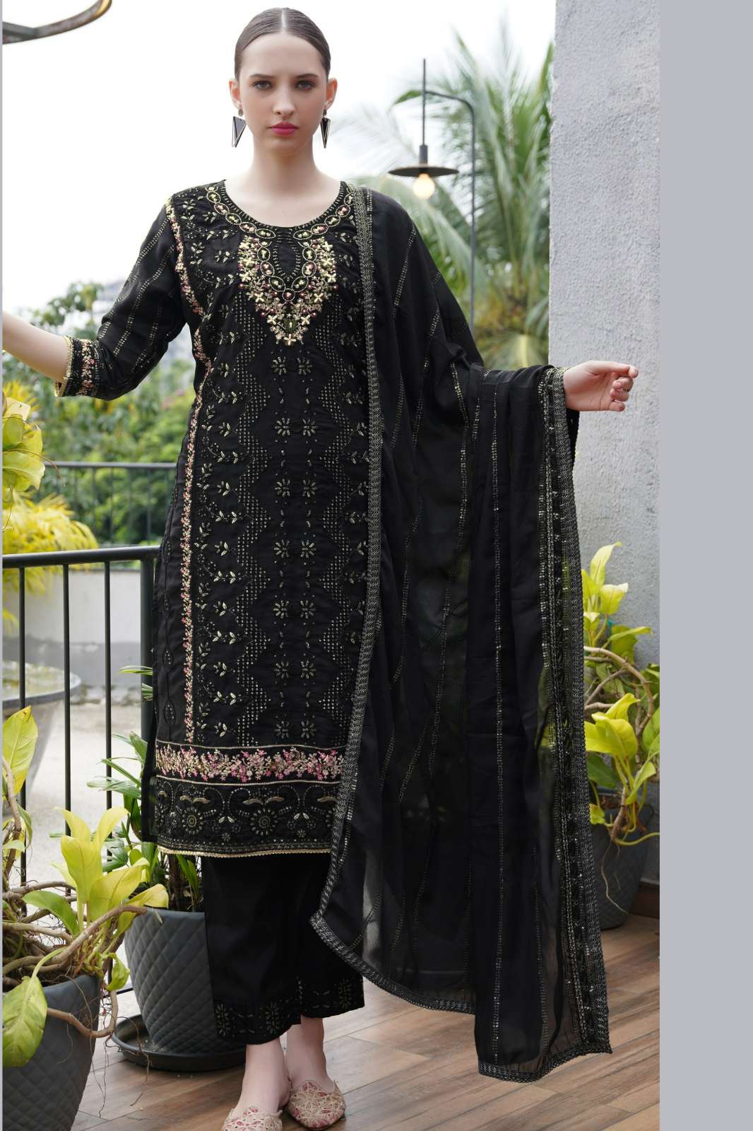 RAMSHA R 1226 Beautiful Readymade Georgette Pakistani Suit 