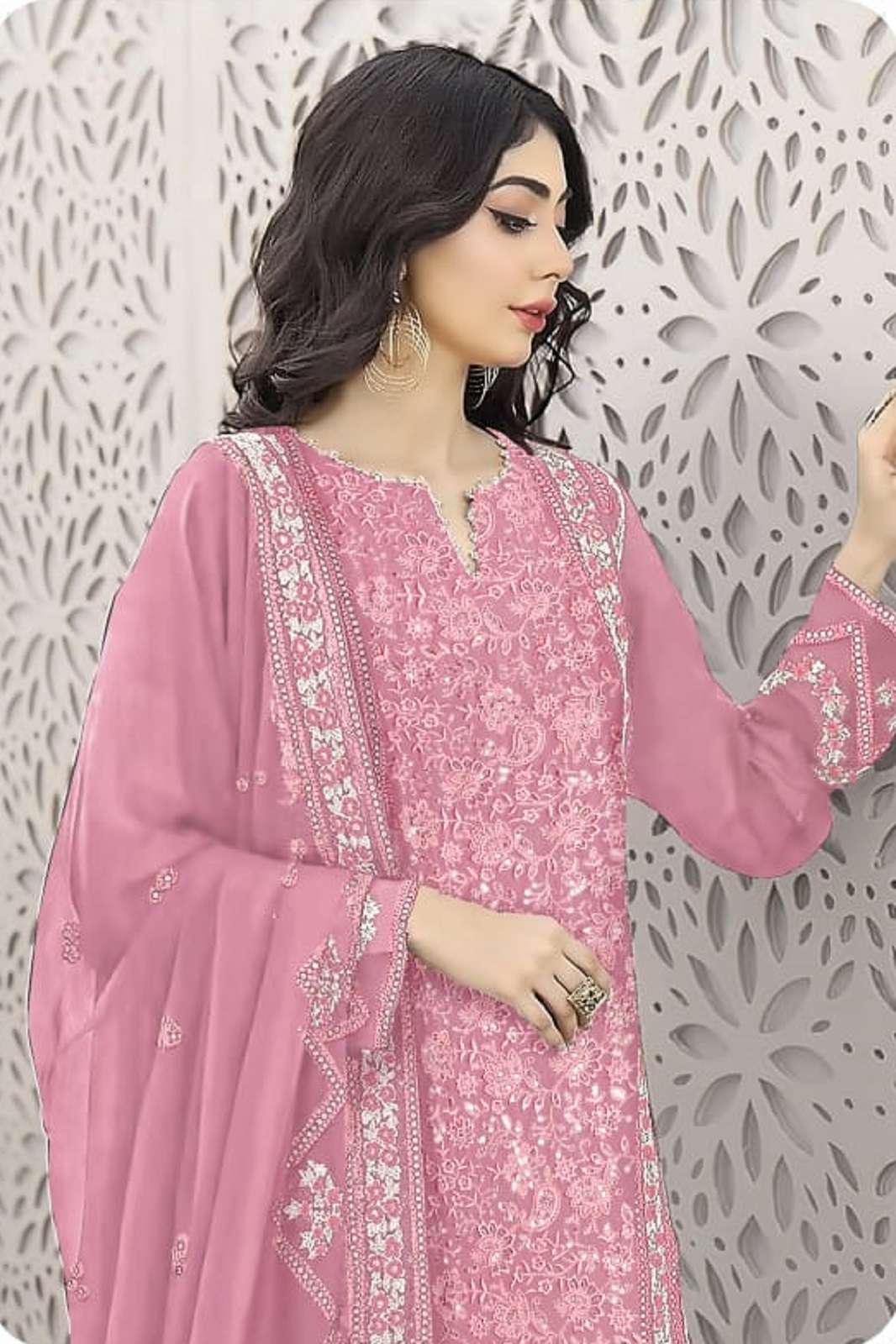 SHREE FAB K 5079 SEMI STICHED PAKISTANI SUITS