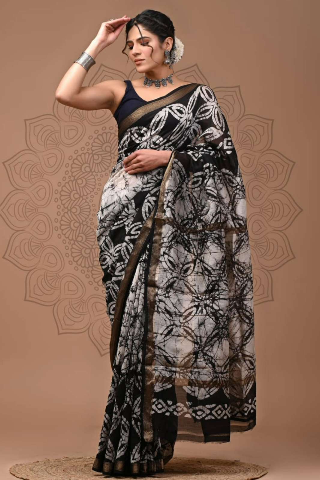 Shri Balaji Emporium 9638A Hand block printed Maheshwari silk Sarees