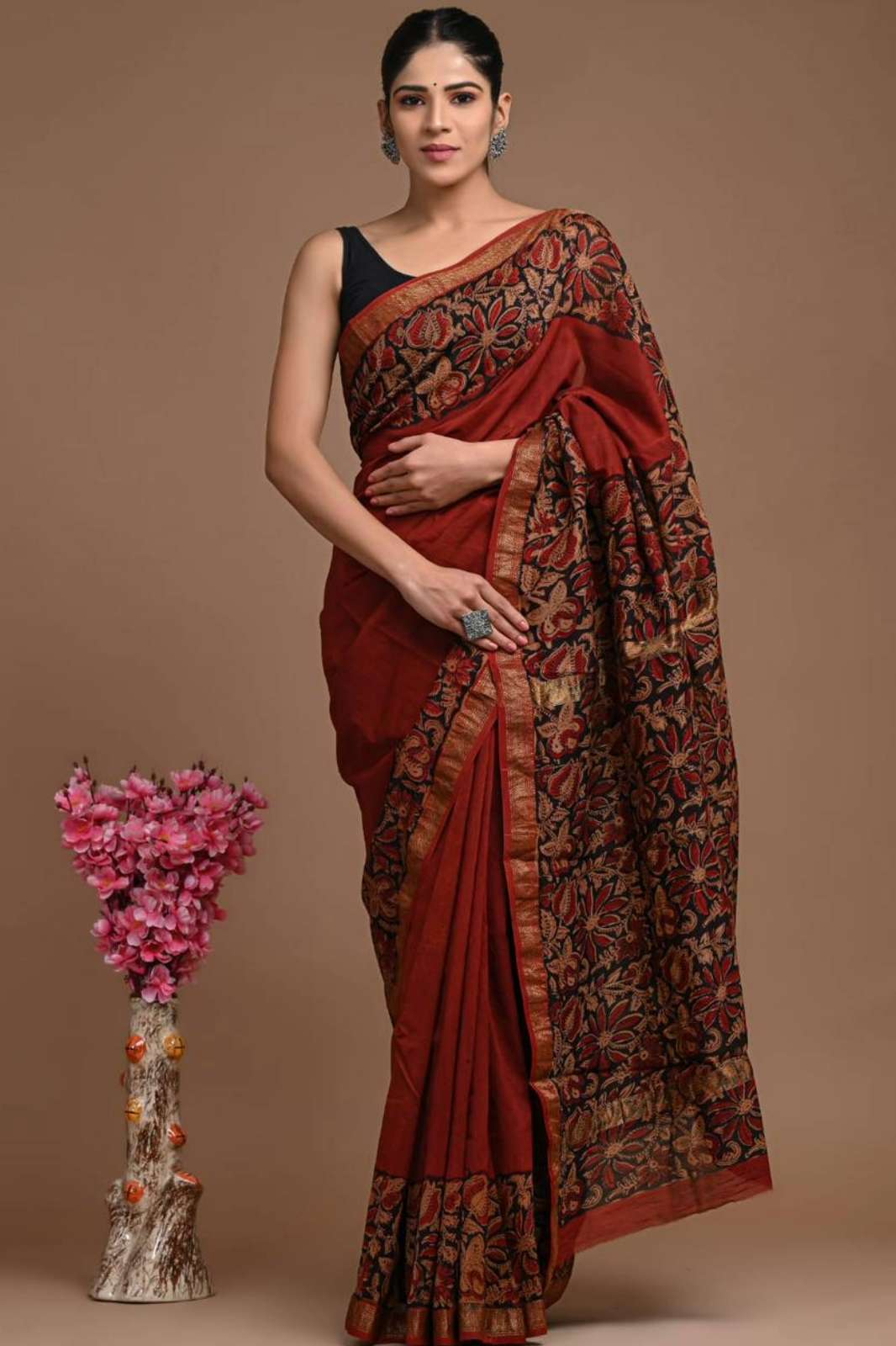 Shri Balaji Emporium 9638A Hand block printed Maheshwari silk Sarees