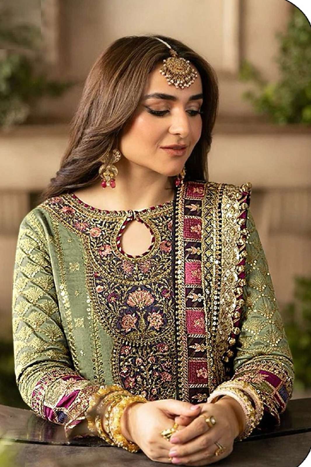 RANGREZ 5020 ORGANZA EMBROIDERED SUITS