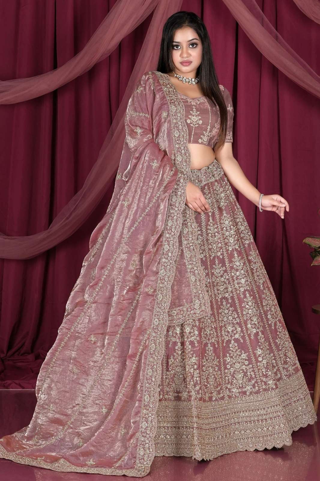 Shri Balaji Emporium SGW Wedding Wear & Hand Work Designer Simmer Fendy Lehenga