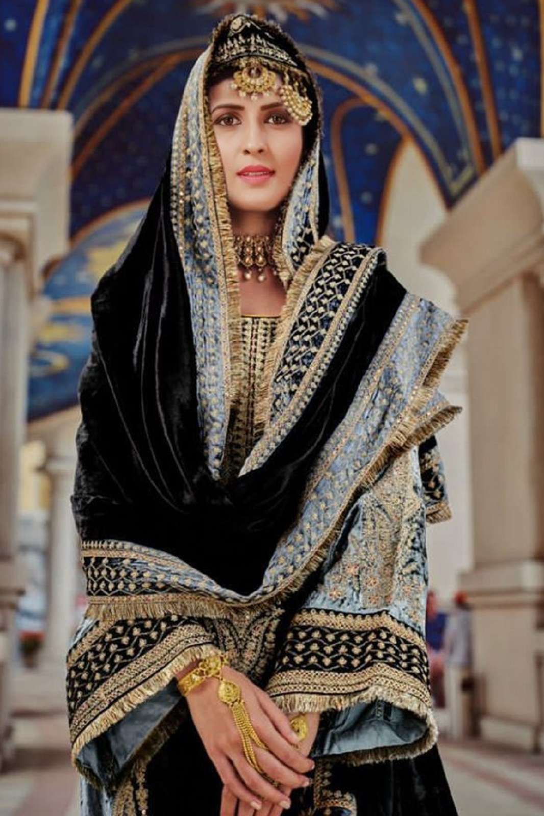 ZIAAZ DESIGNS 384 BLACK VELVET EMBROIDERED SUITS