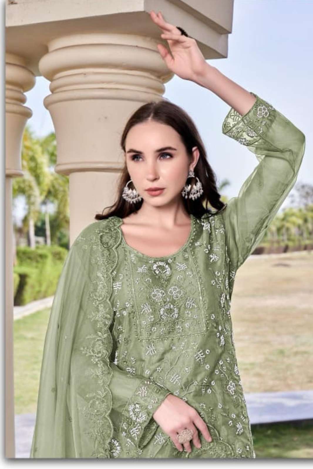 SHANAYA ROSE HAND CRAFT ORGANZA DESIGNER PAKISTANI SUIT