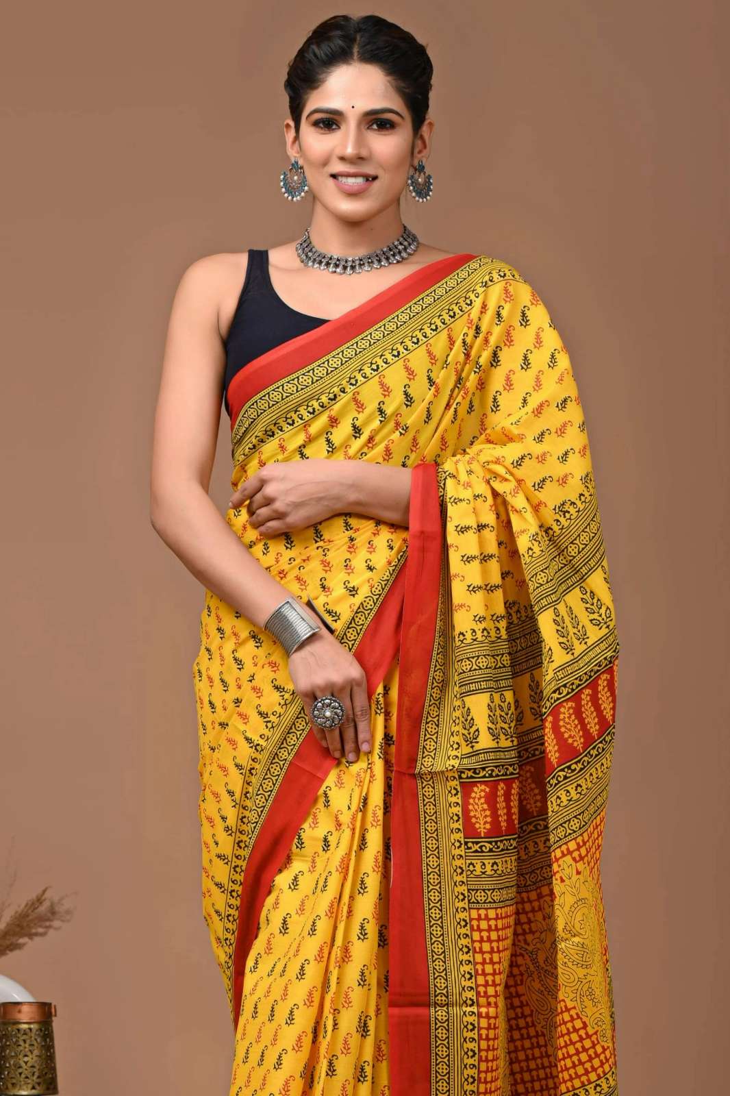 Shri Balaji Emporium RF Beautiful Printed Pure cotton Mulmul saree