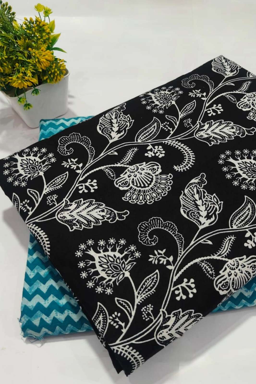 Shri Balaji Emporium RF Hand Block Print Cotton Running Fabric