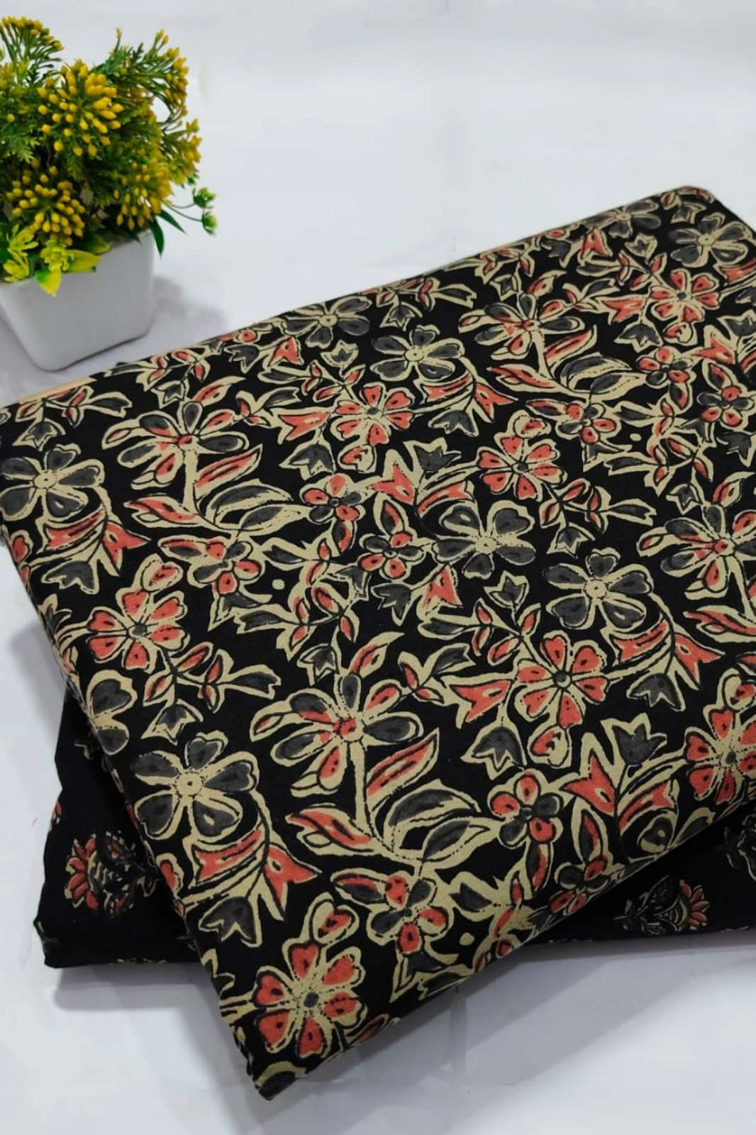 Shri Balaji Emporium RF Hand Block Print Cotton Running Fabric