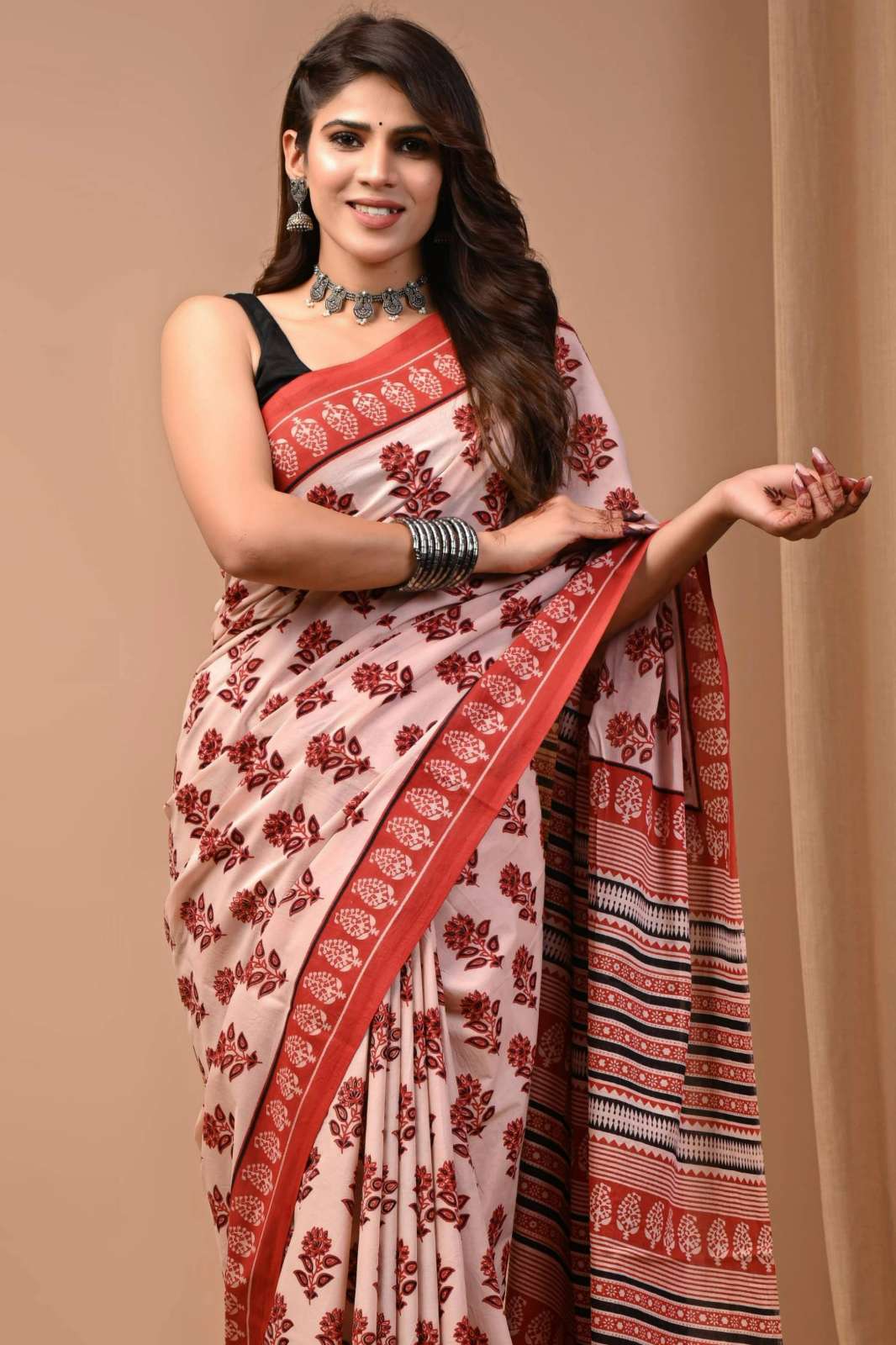 Shri Balaji Emporium RF Soft Pure Cotton Mulmul Hand Block Printed Saree