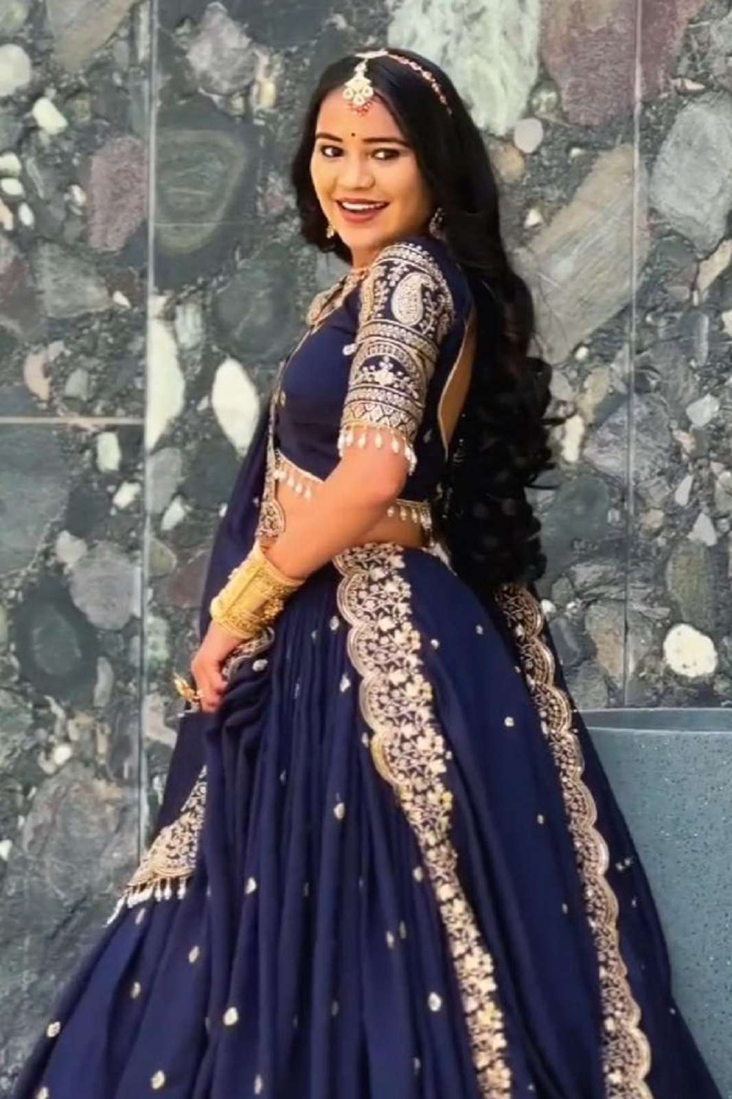 CRAZYCLOTHES 353 CHINON SILK THREAD SEQUENCED LEHENGAS