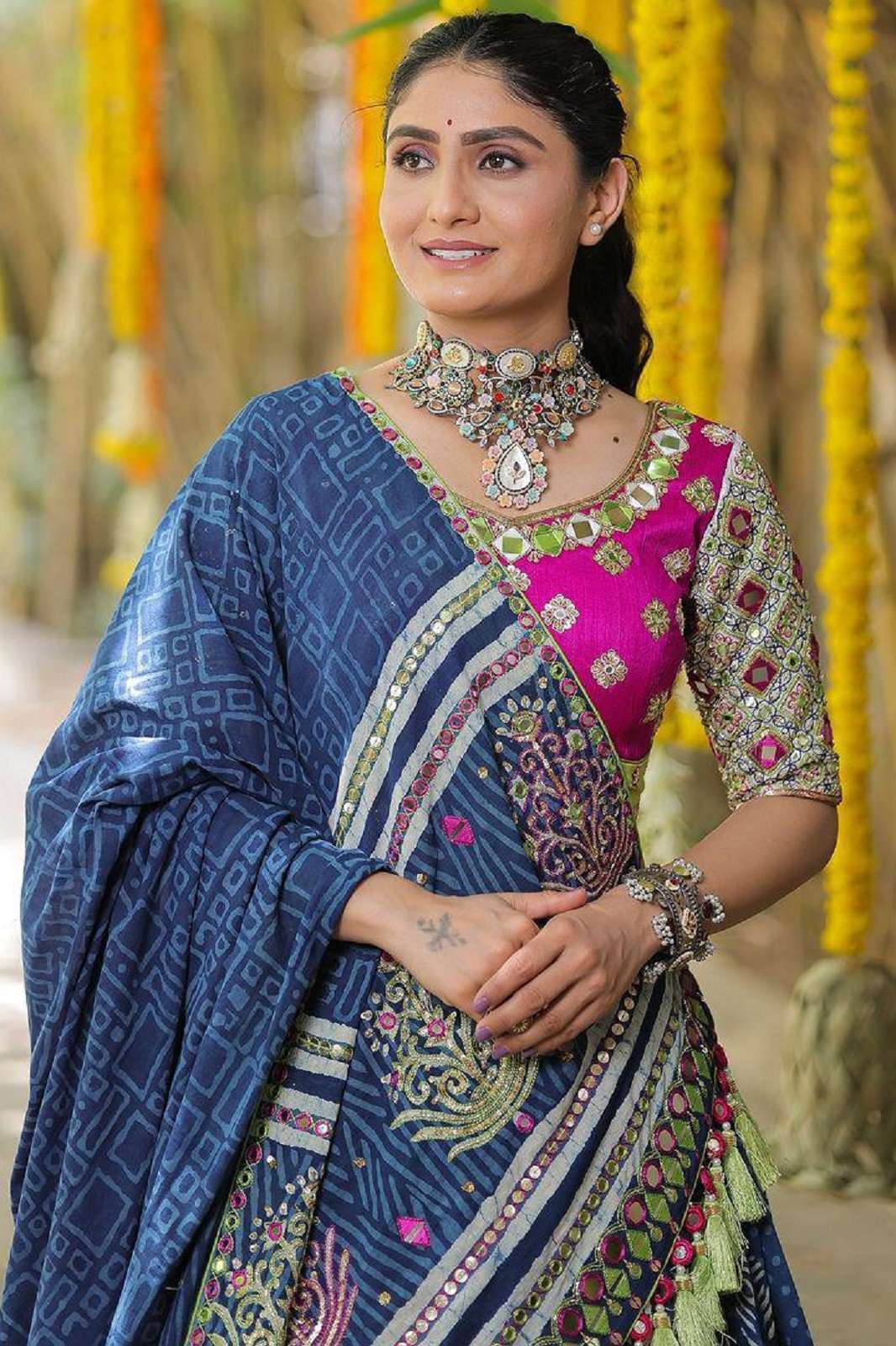 CRAZYCLOTHES SF 1507 MUSLINE DIGITALLY PRINTED NAVRATRI LEHENGAS