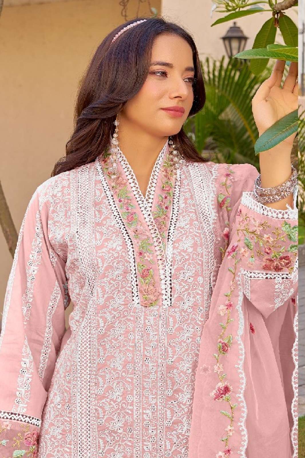 FEPIC CRAFTED NEEDLE CN 370 A TO D PAKISTANI SALWAR SUITS