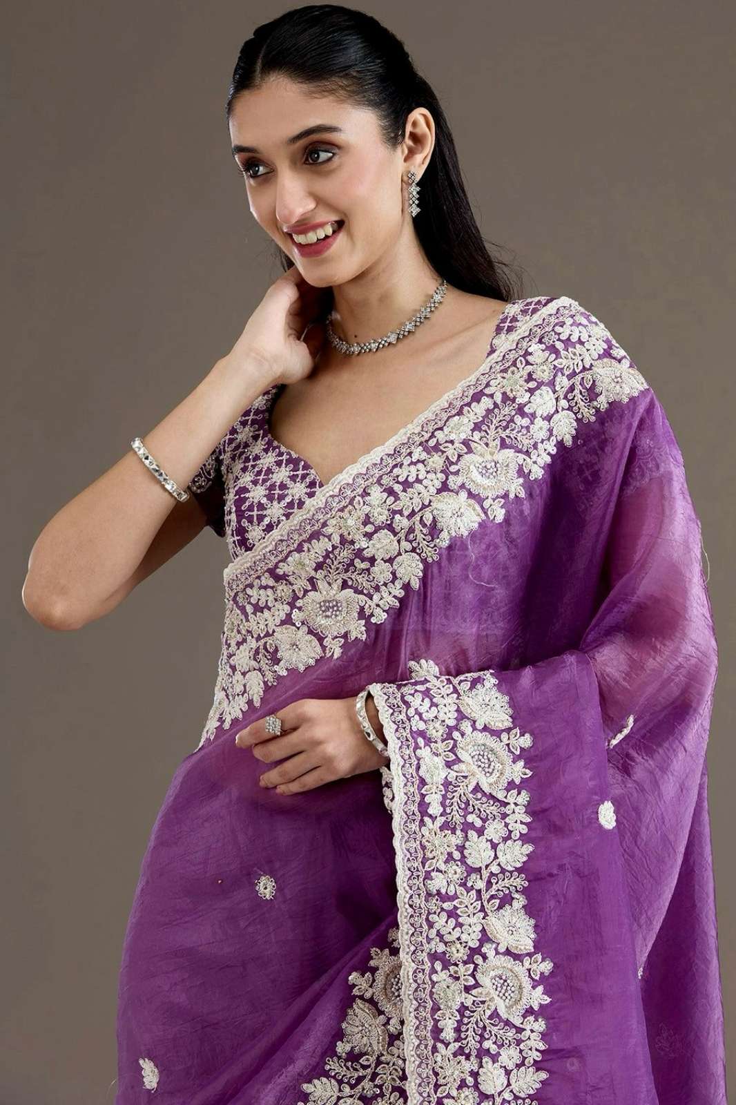 Shri Balaji Emporium BT1265 Premium Gold Crush Embroidery Work Saree