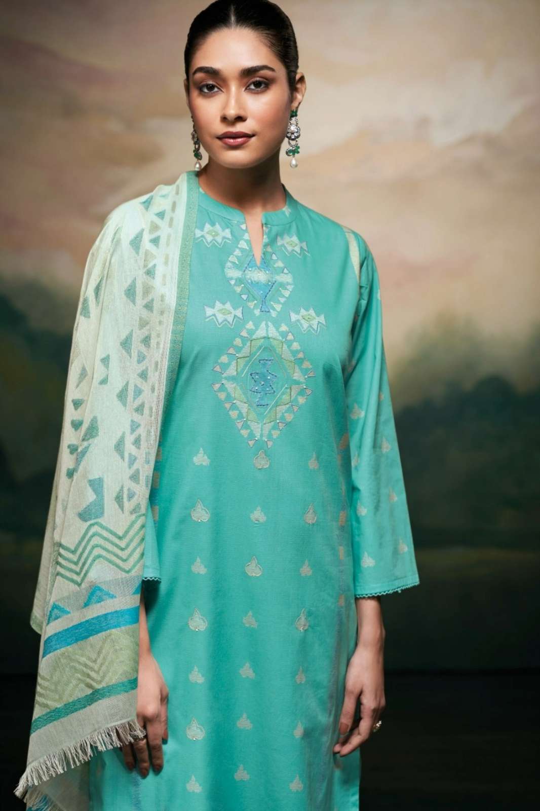 SHRI BALAJI EMPORIUM NESIAH S3530 PREMIUM COTTON SUIT WITH HAND EMBROIDERY