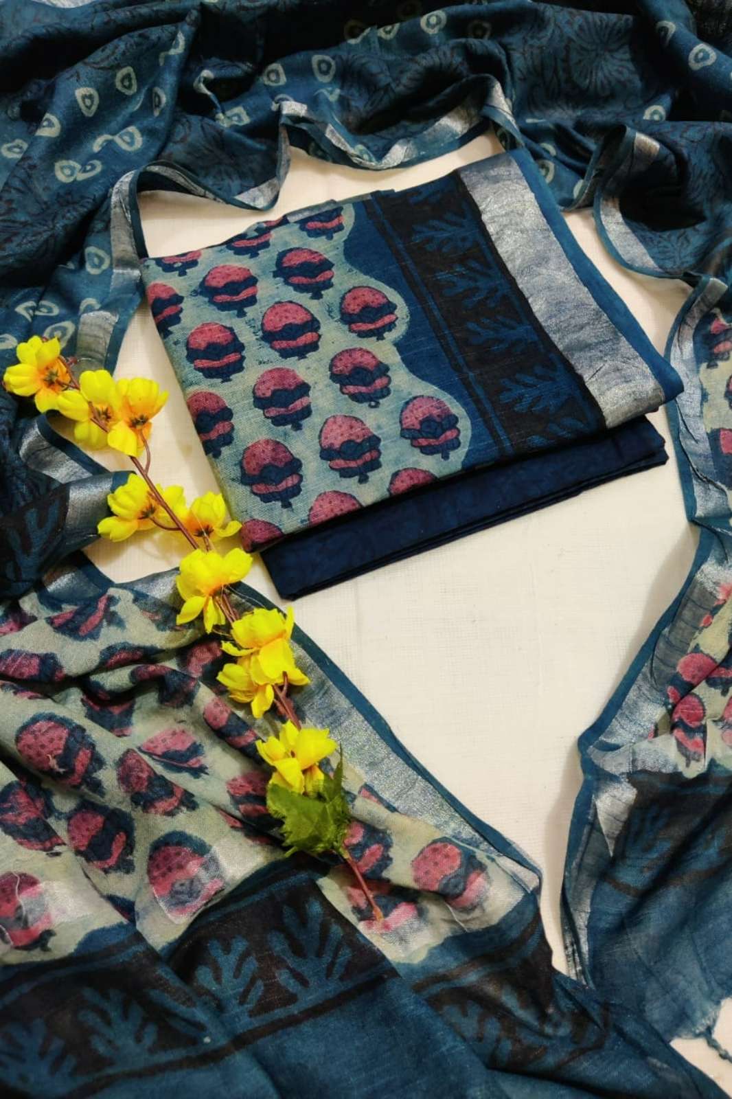 Shri Balaji Emporium RF13528 Bagru Hand Block Printed Linen Suits