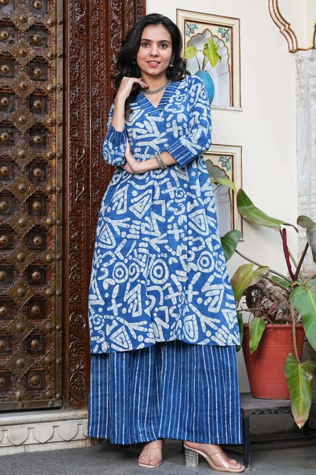 Shri Balaji Emporium RF13533 Ready to Wear Pure Cotton Bagru Hand Block Printed Kurtis 
