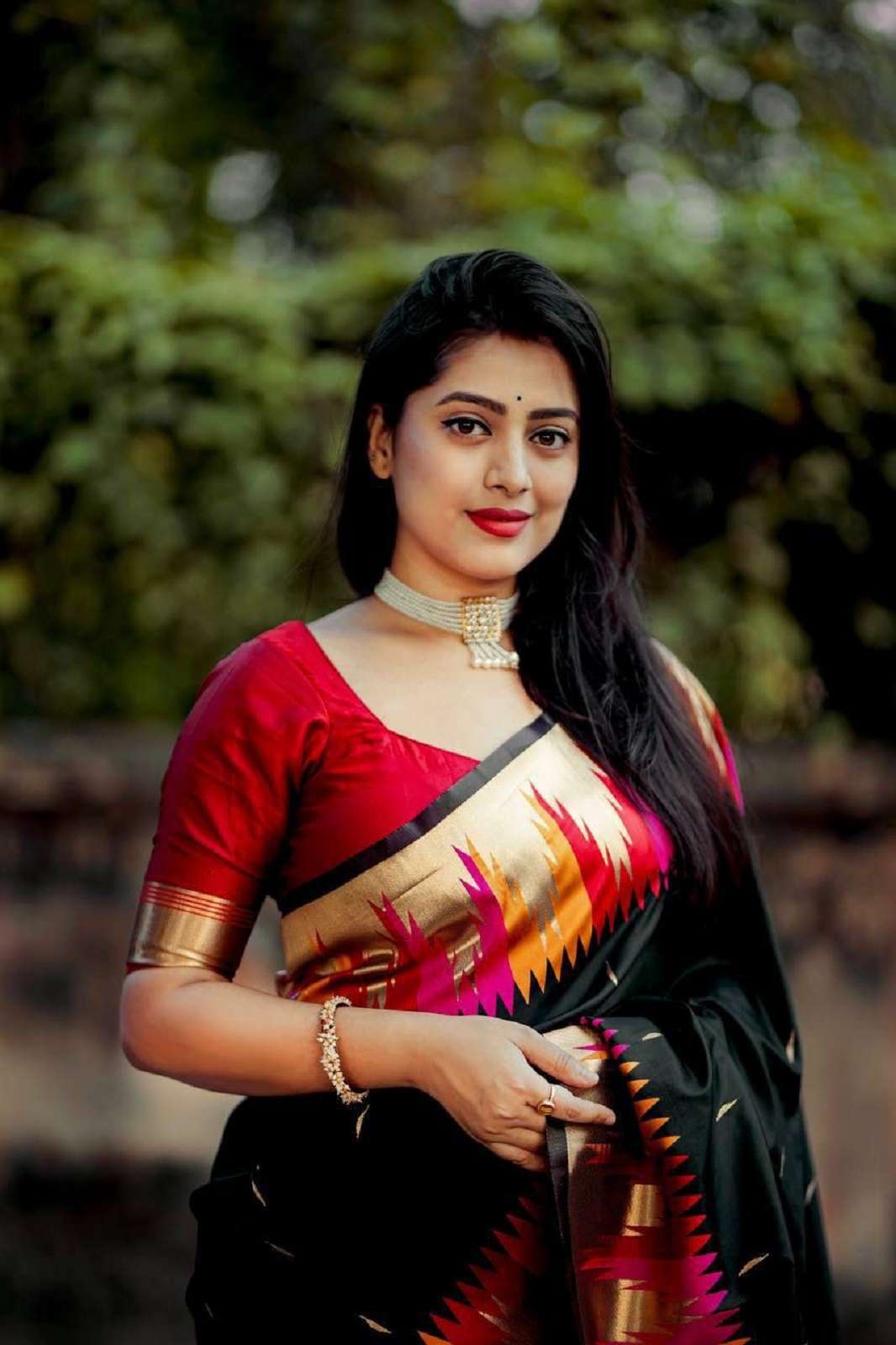 SHRI BALAJI SOFT SILK TEMLE WEAVING MULTICOLOR SAREES