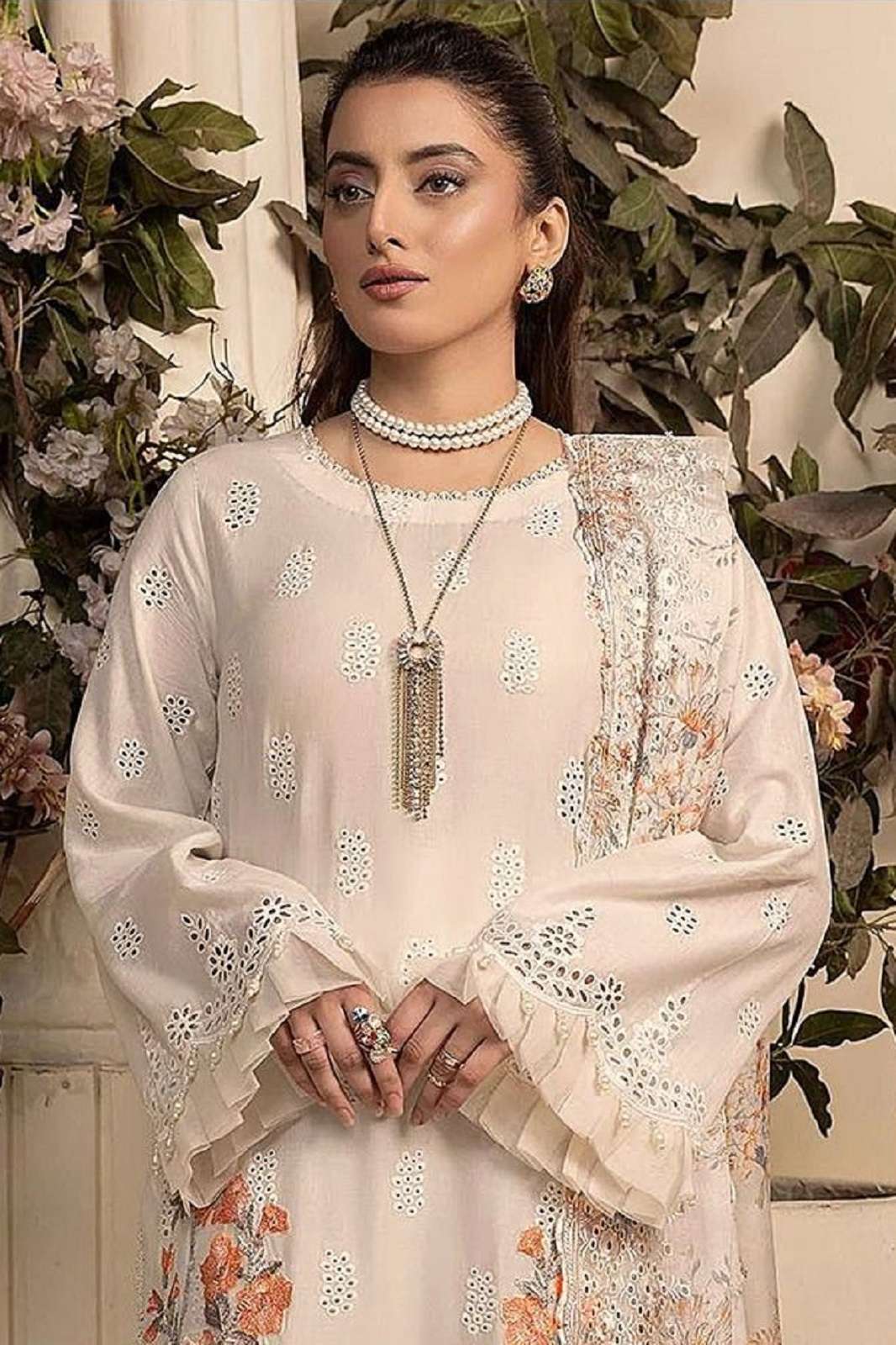 BILQIS B 193 A TO D LAWN COTTON EMBROIDERED SUITS