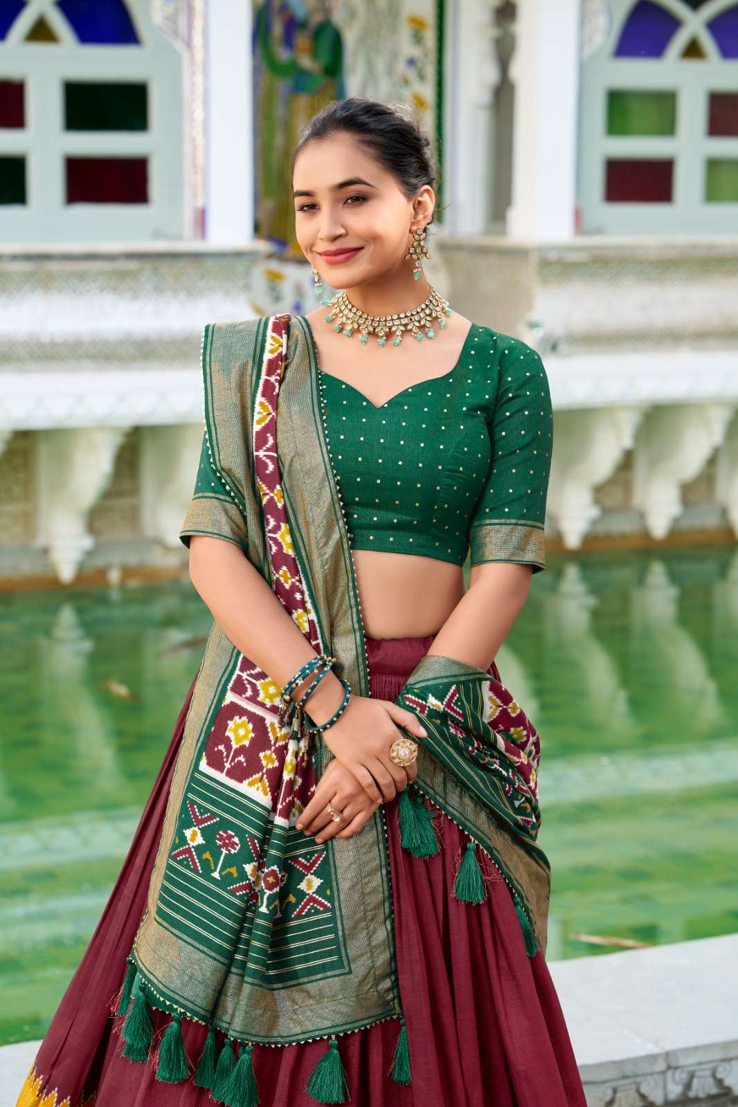 CRAZYCLOTHES DESIGNER FESTIVE WEAR NAVRATRI LEHENGAS