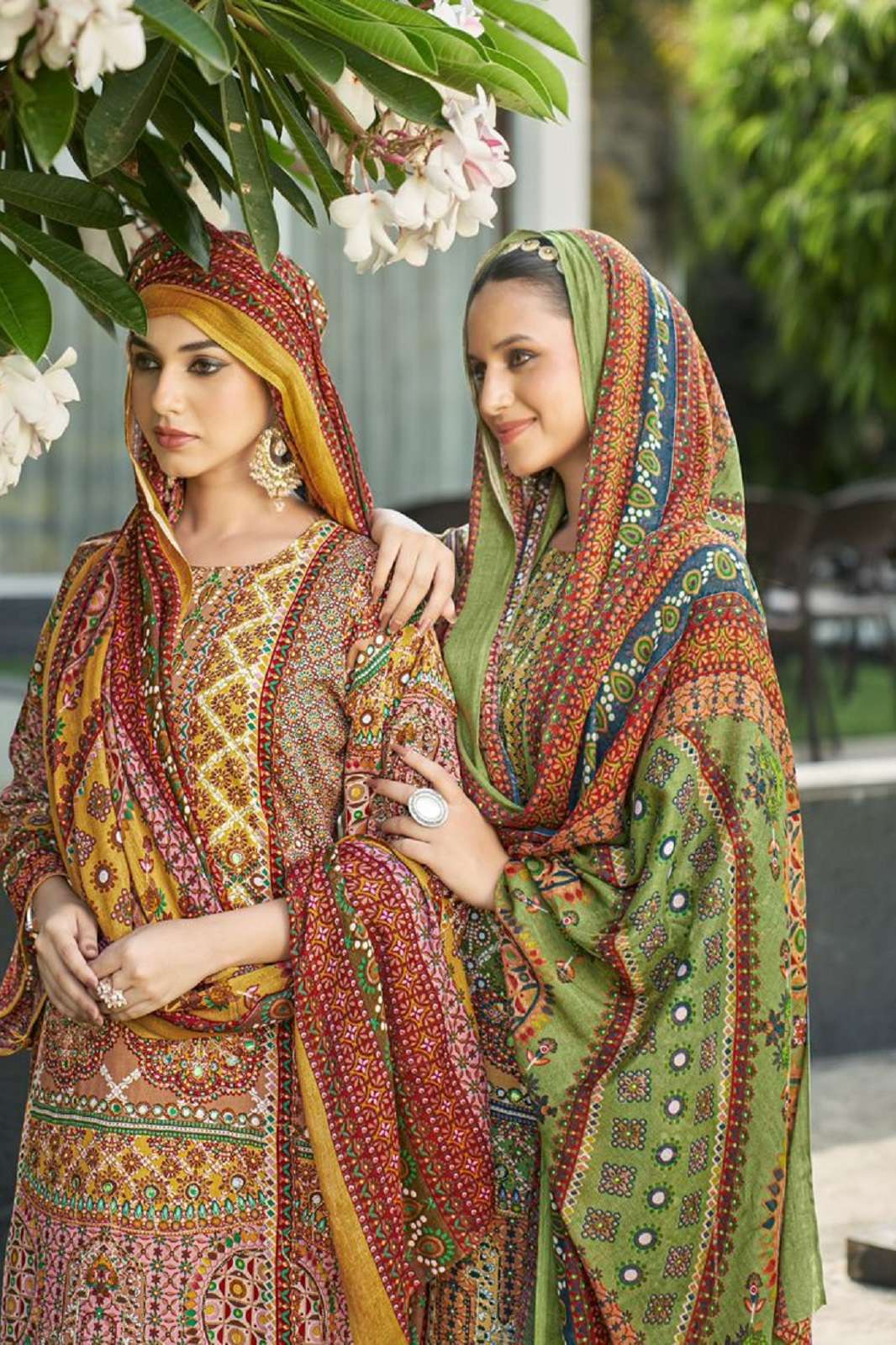 PAKIZA PRINTS NAWAZISH VOL 7 RAYON DRESS MATERIALS