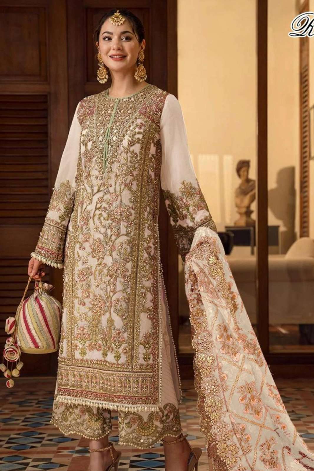 RAMSHA R 1085 Ready To Wear Georgette Embroidered Pakistani Suit
