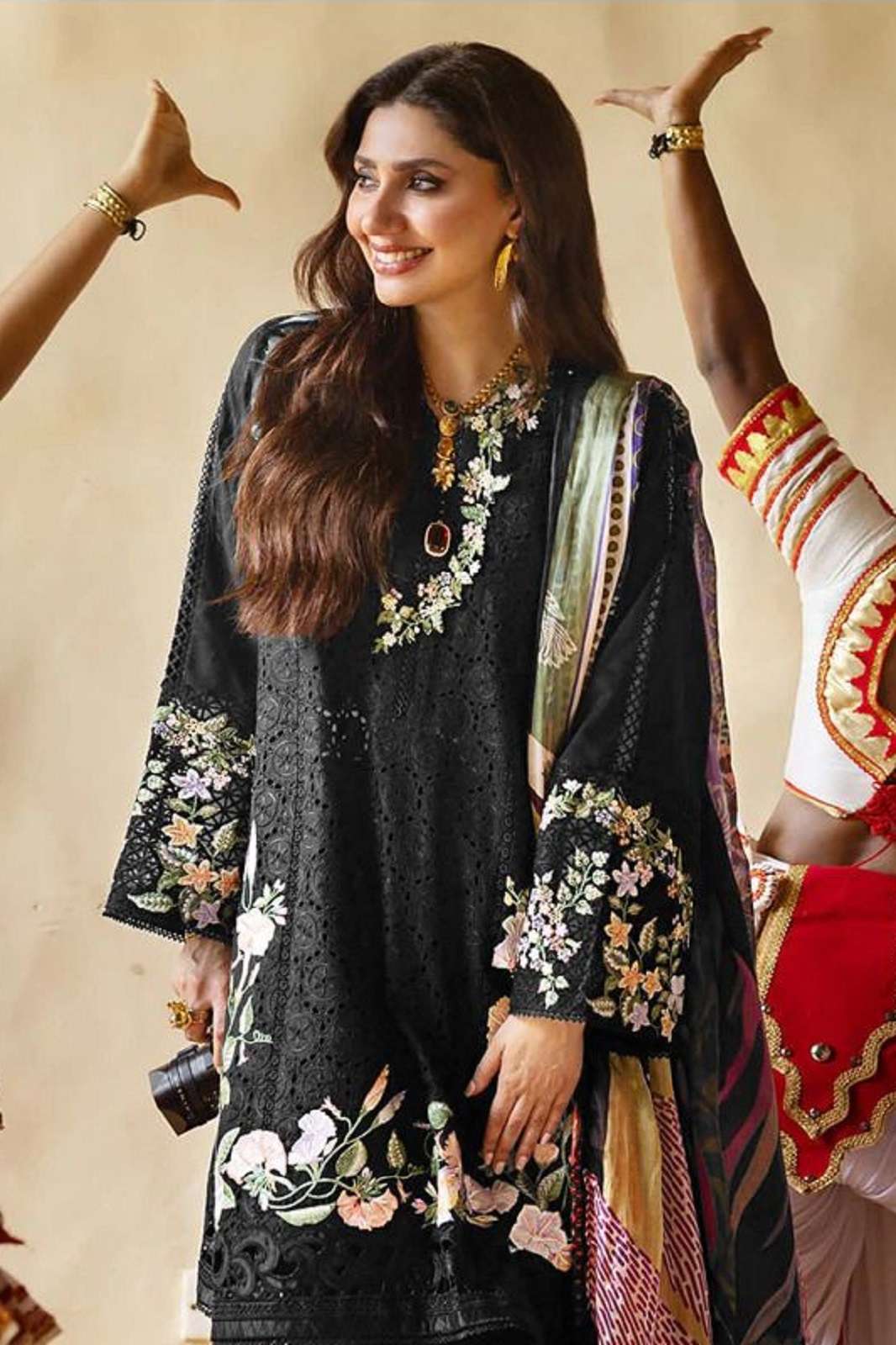 SANIYA TRENDZ 7144 COTTON EMBROIDERED SALWAR SUITS