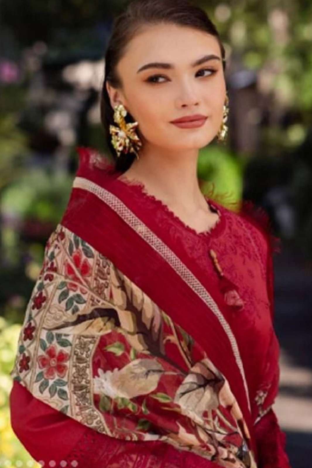 SANIYA TRENDZ OMBRE VOL 4 3002 COTTON EMBROIDERED SUITS 