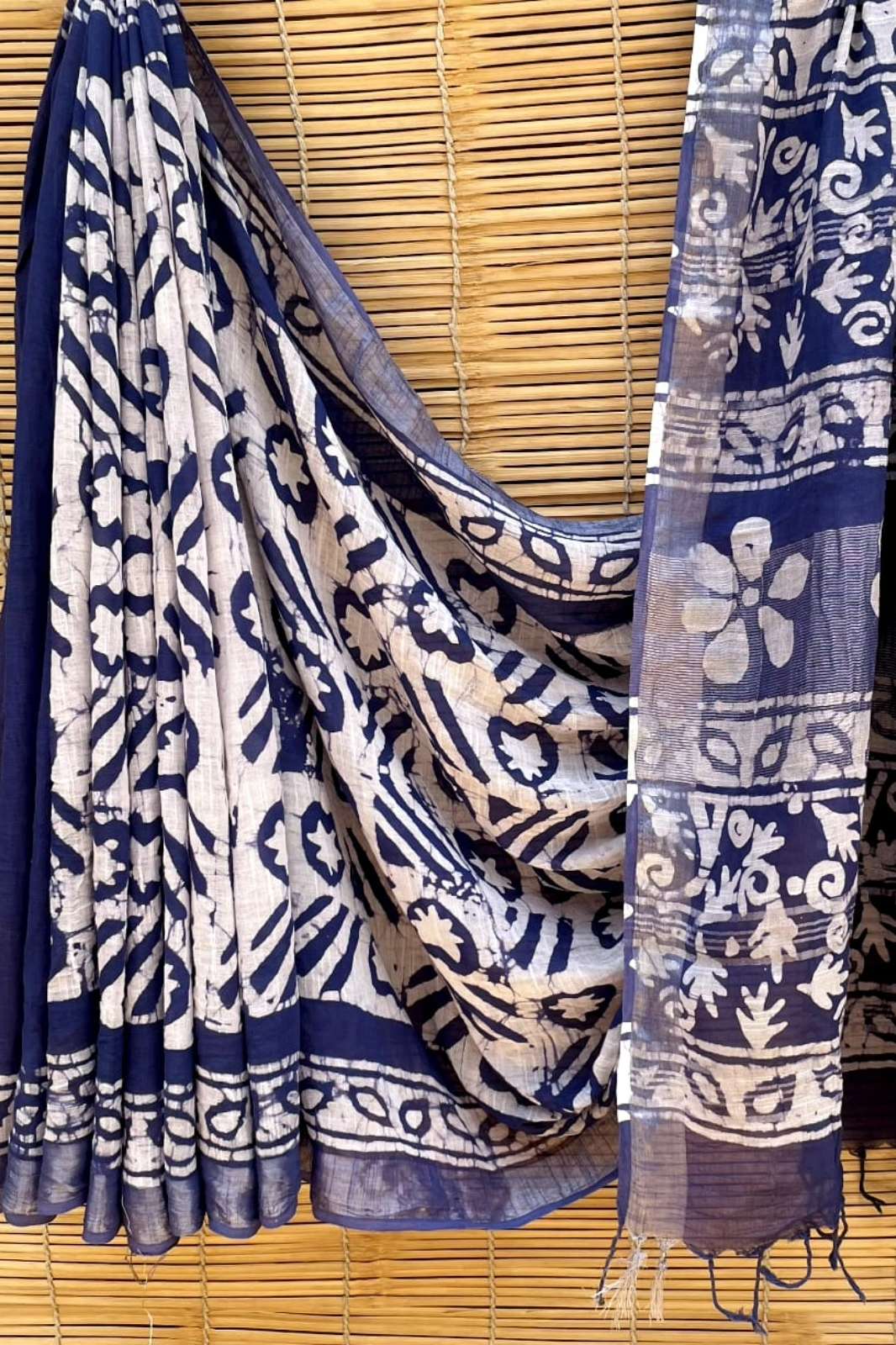 Shri Balaji Emporium CK 14530 Hand Block Printed Linen Saree