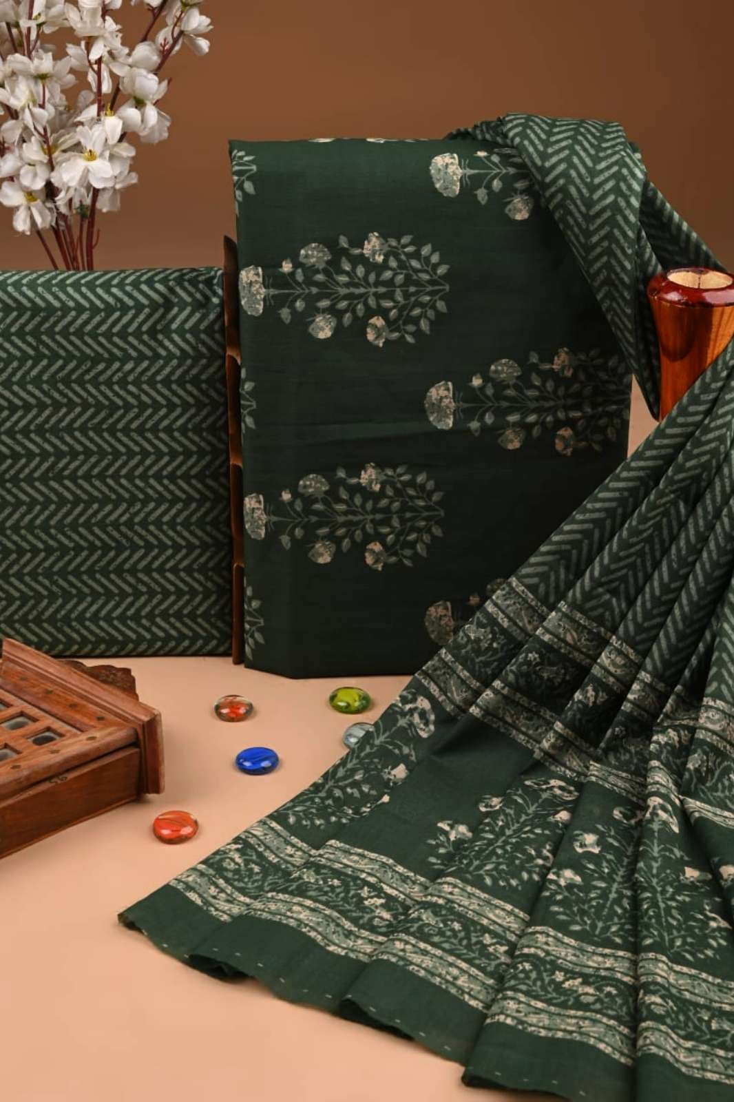 Shri Balaji Emporium RF 13813 Block Printed Pure Cotton Unstitched Three Piece Suit