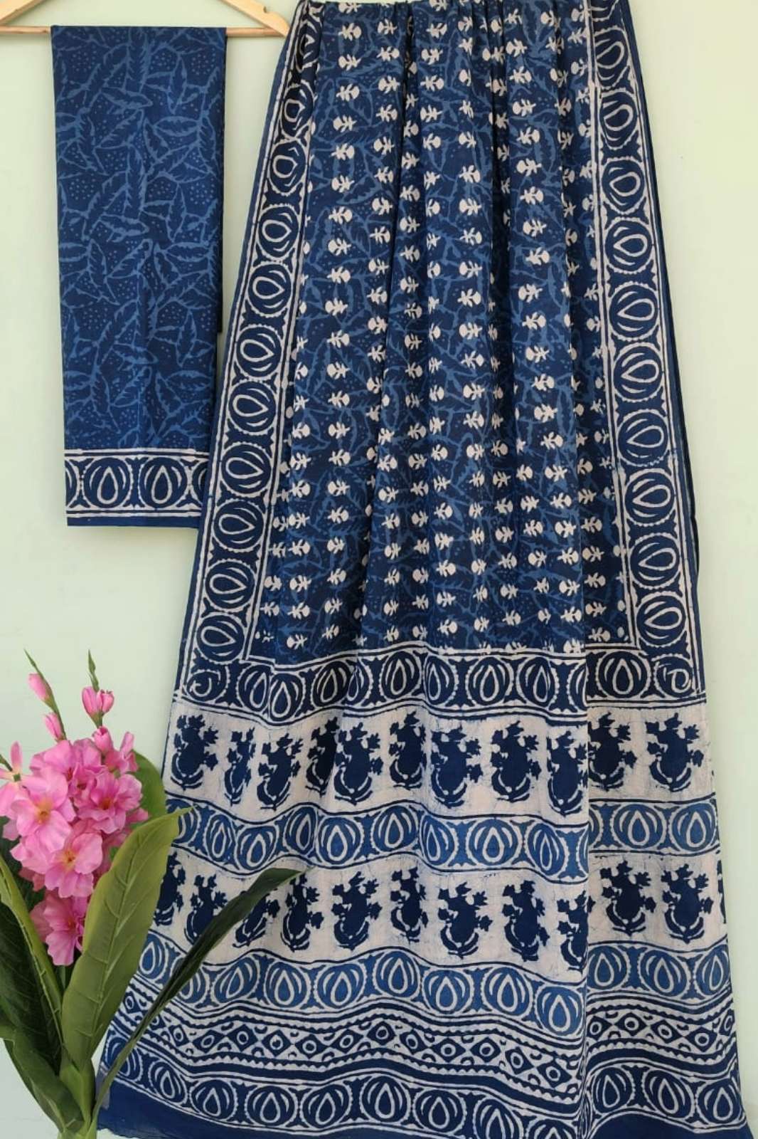 Shri Balaji Emporium RF Bagru hand block printed Pure cotton Mulmul saree