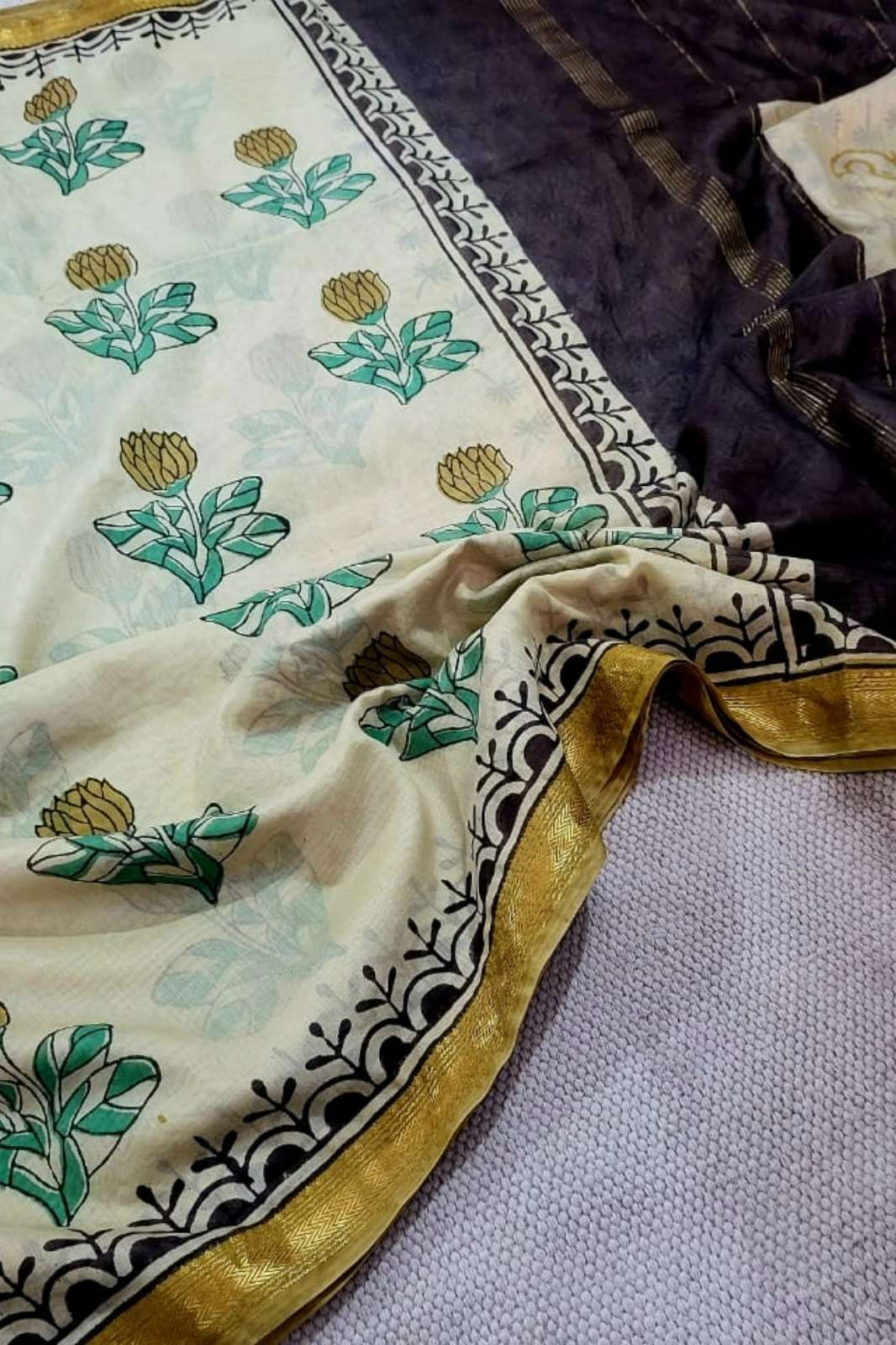 Shri Balaji Emporium RF13723 Hand Block Printed Maheshwari Silk Saree 